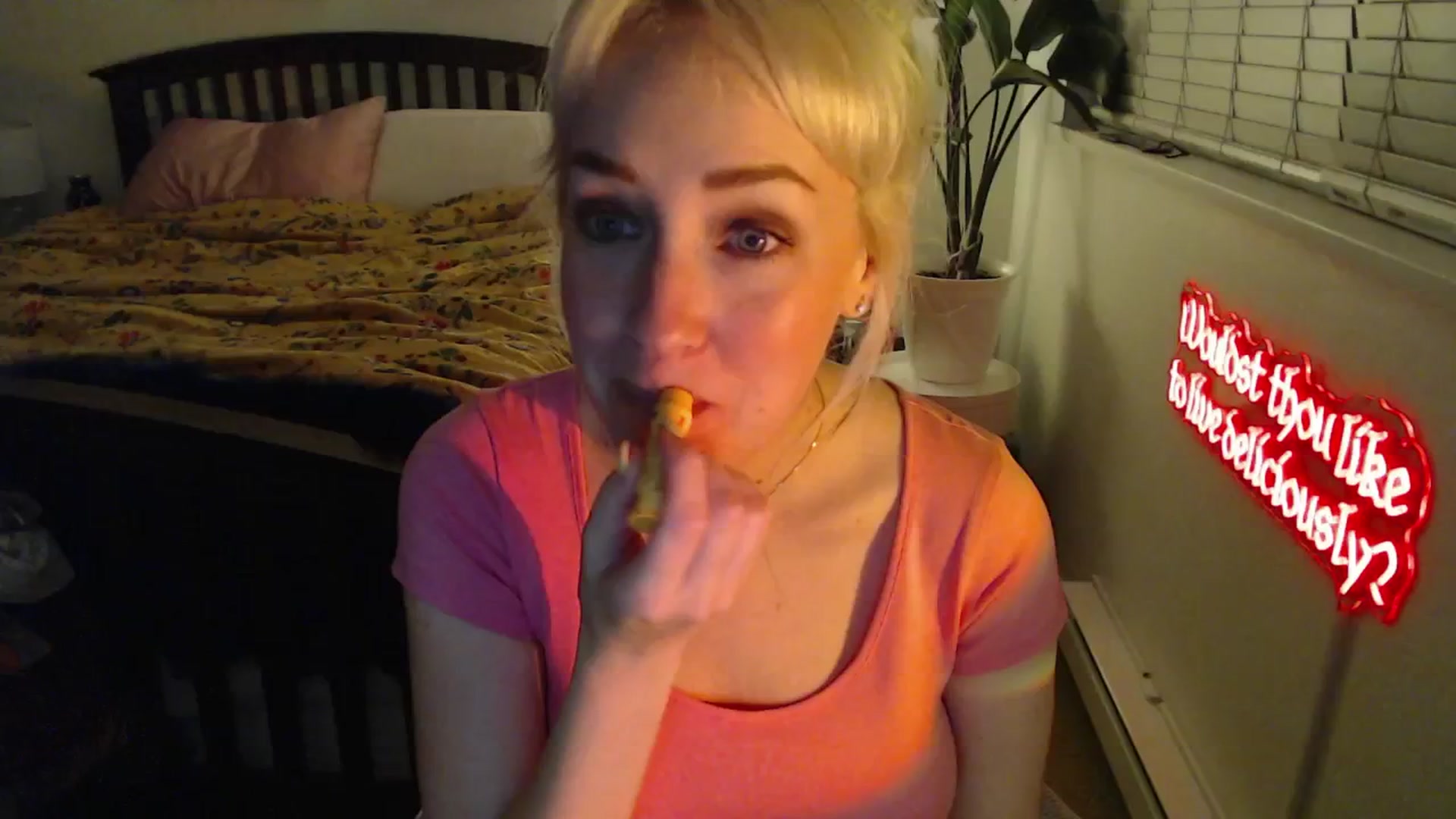 Gallery image thumbnail from NahlaHoney's myfreecams stream on, 04/08/2025, 04:53 image 13 of 20