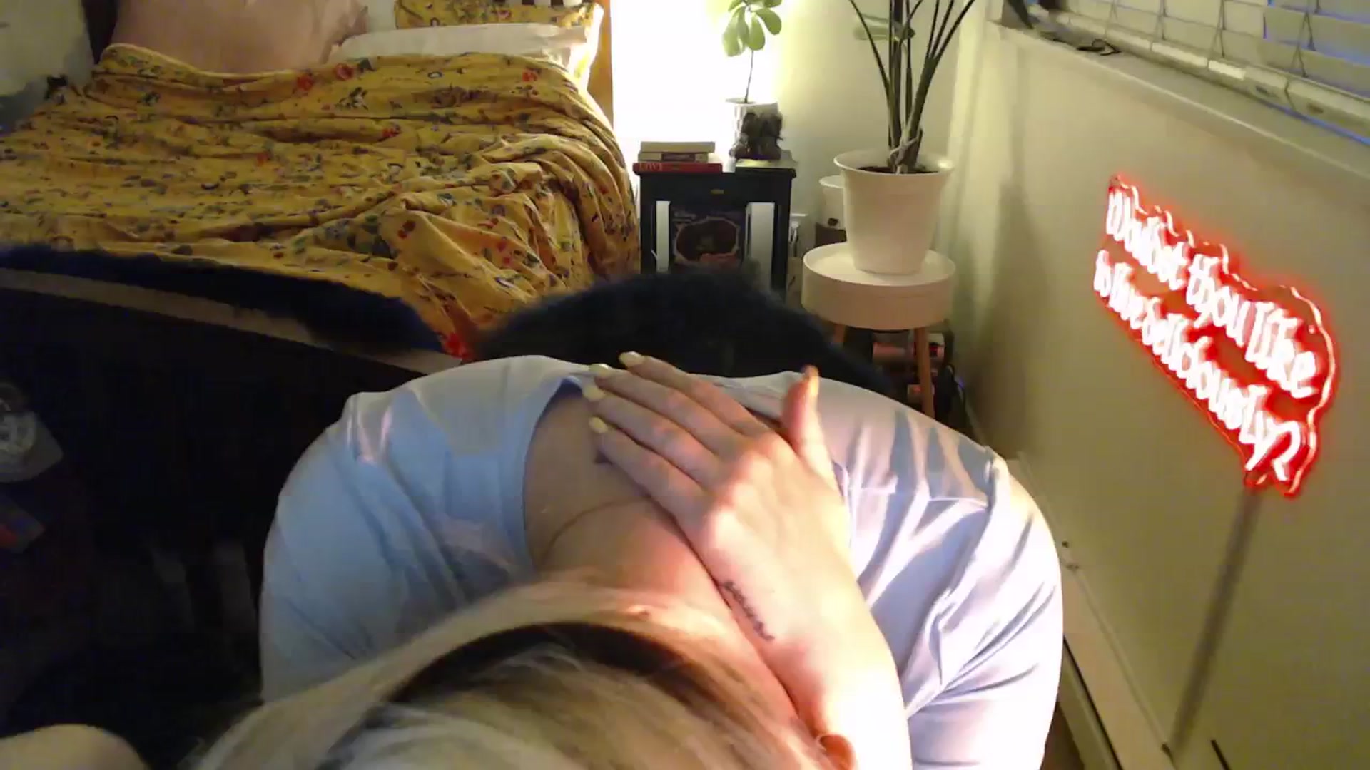 Gallery image thumbnail from NahlaHoney's myfreecams stream on, 04/10/2025, 03:11 image 19 of 20