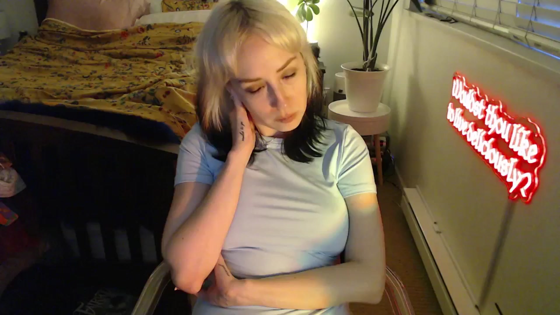 Gallery image thumbnail from NahlaHoney's myfreecams stream on, 04/10/2025, 03:11 image 11 of 20