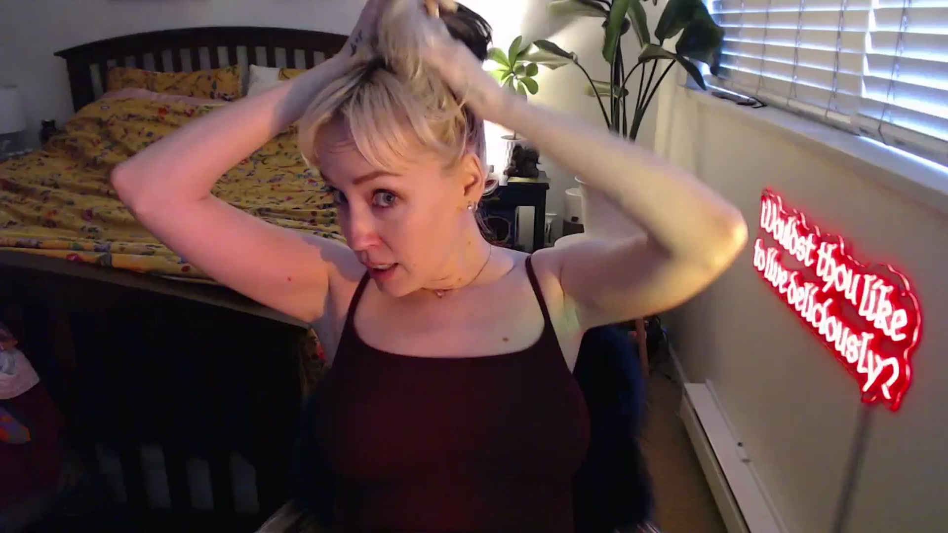 Gallery image thumbnail from NahlaHoney's myfreecams stream on, 04/11/2025, 04:39 image 2 of 20