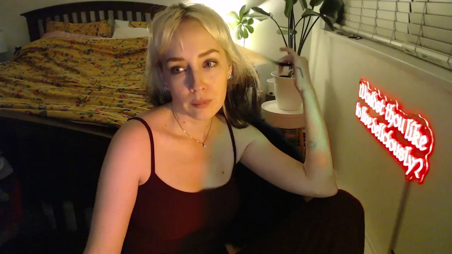 Gallery image thumbnail from NahlaHoney's myfreecams stream on, 04/11/2025, 05:01 image 20 of 20