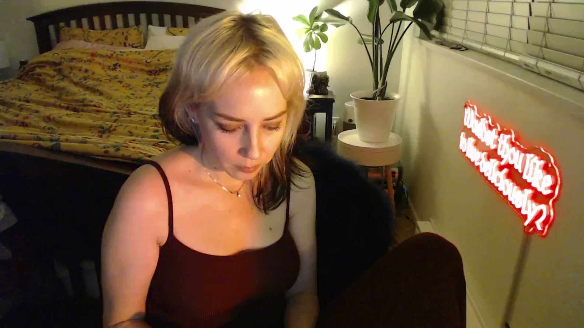 Gallery image thumbnail from NahlaHoney's myfreecams stream on, 04/11/2025, 05:01 image 13 of 20