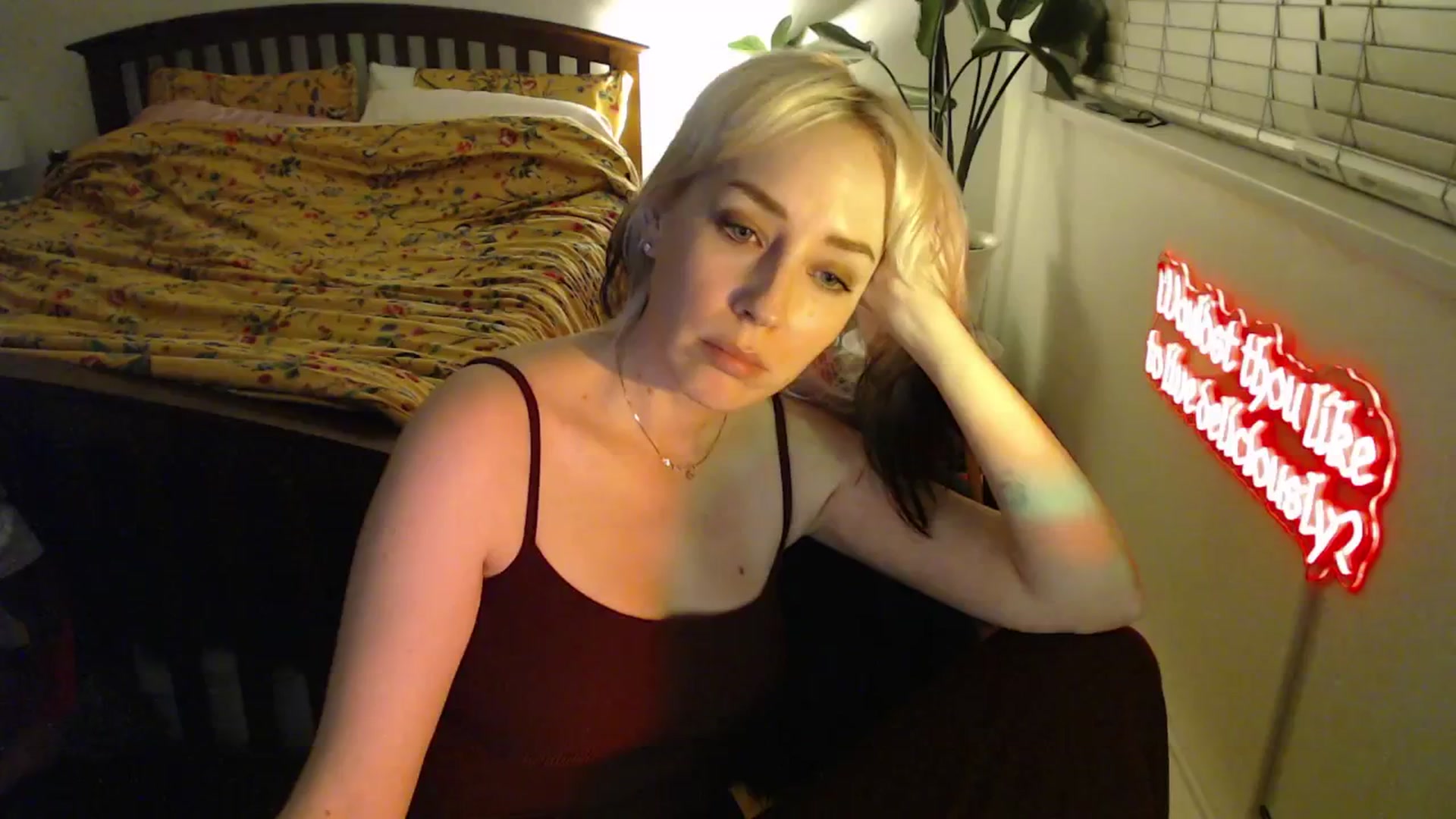 Gallery image thumbnail from NahlaHoney's myfreecams stream on, 04/11/2025, 05:01 image 14 of 20