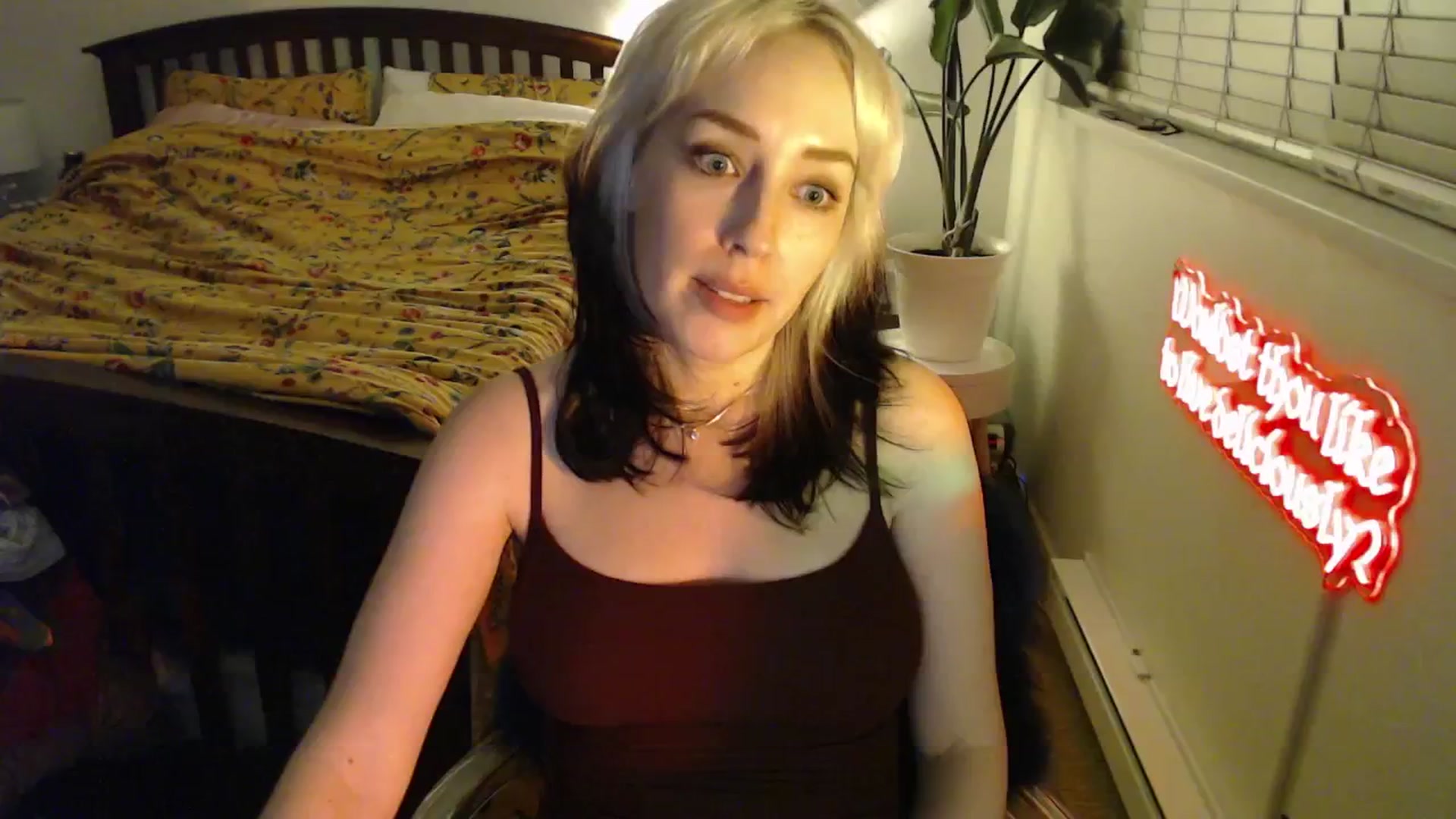 Gallery image thumbnail from NahlaHoney's myfreecams stream on, 04/11/2025, 05:01 image 3 of 20