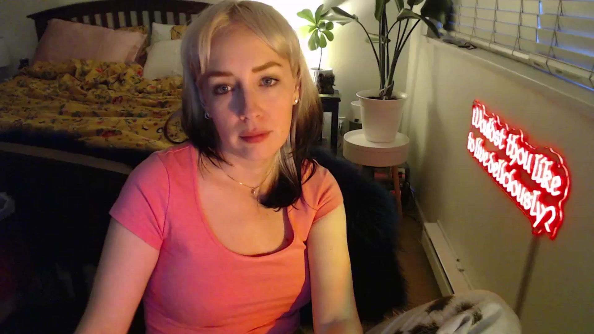 Gallery image thumbnail from NahlaHoney's myfreecams stream on, 04/16/2025, 03:23 image 17 of 20