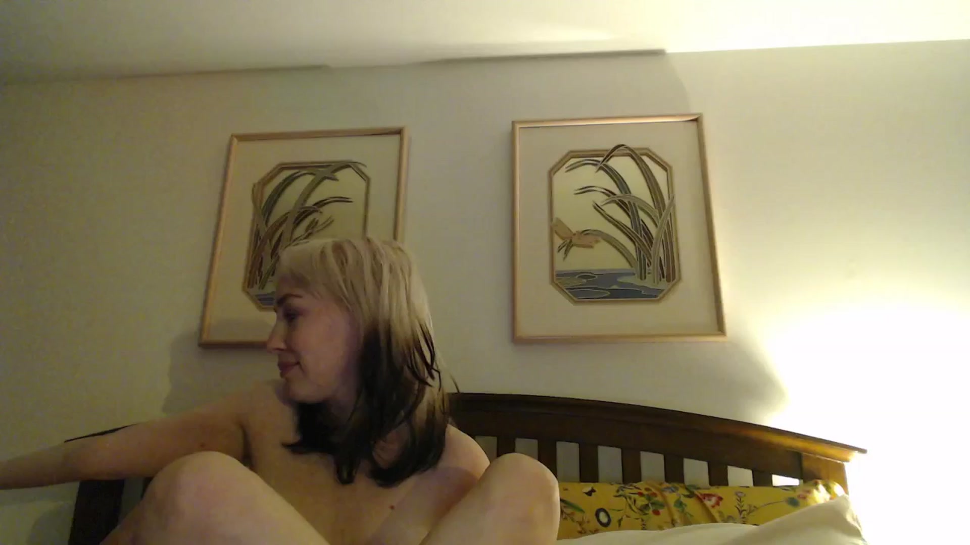Gallery image thumbnail from NahlaHoney's myfreecams stream on, 04/16/2025, 04:19 image 20 of 20