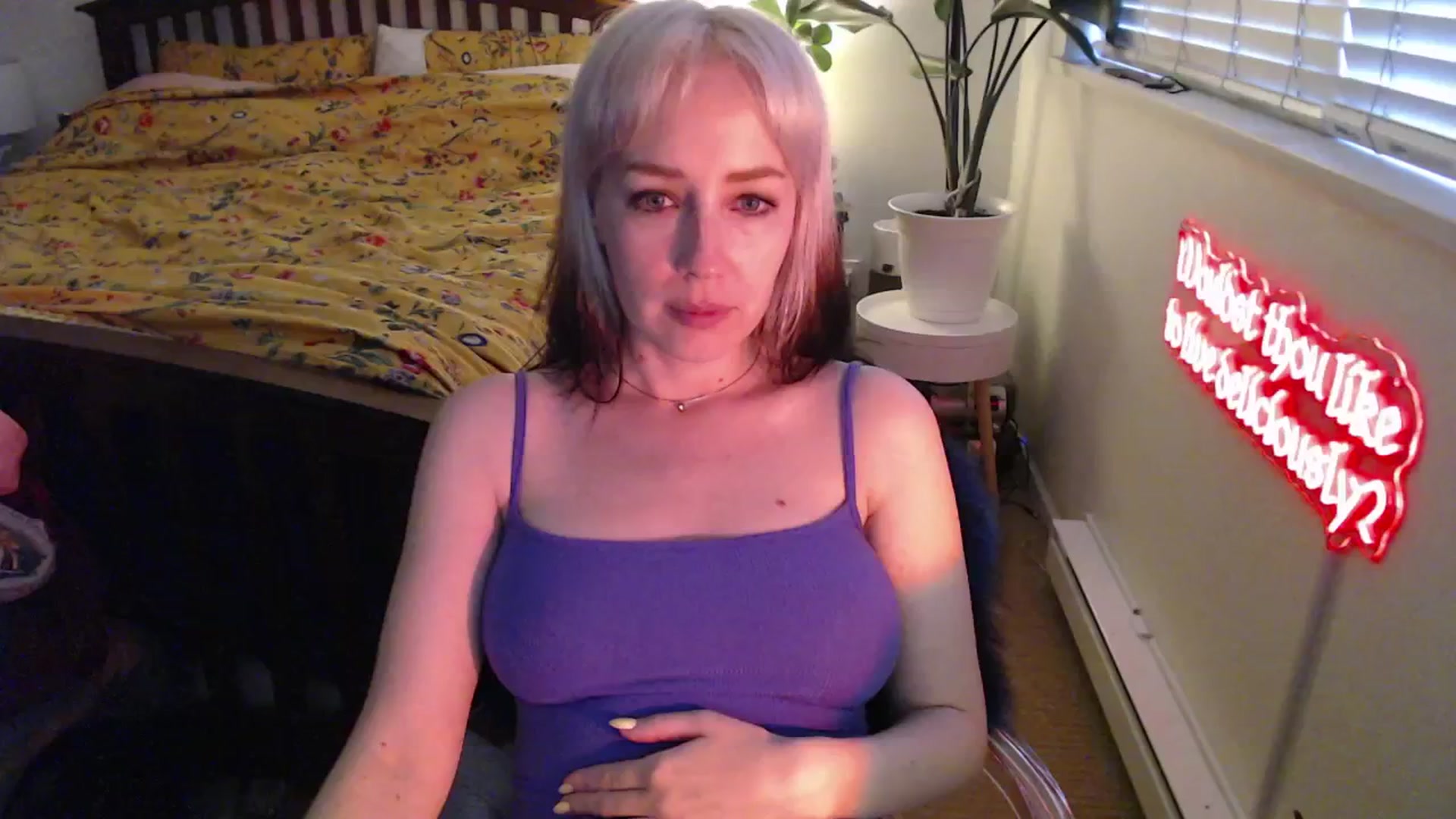 Gallery image thumbnail from NahlaHoney's myfreecams stream on, 04/21/2025, 04:50 image 8 of 20