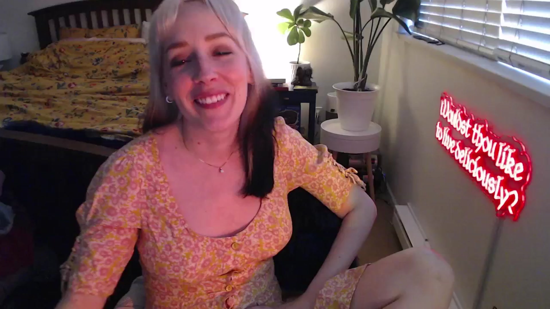 Gallery image thumbnail from NahlaHoney's myfreecams stream on, 04/24/2025, 05:18 image 5 of 20