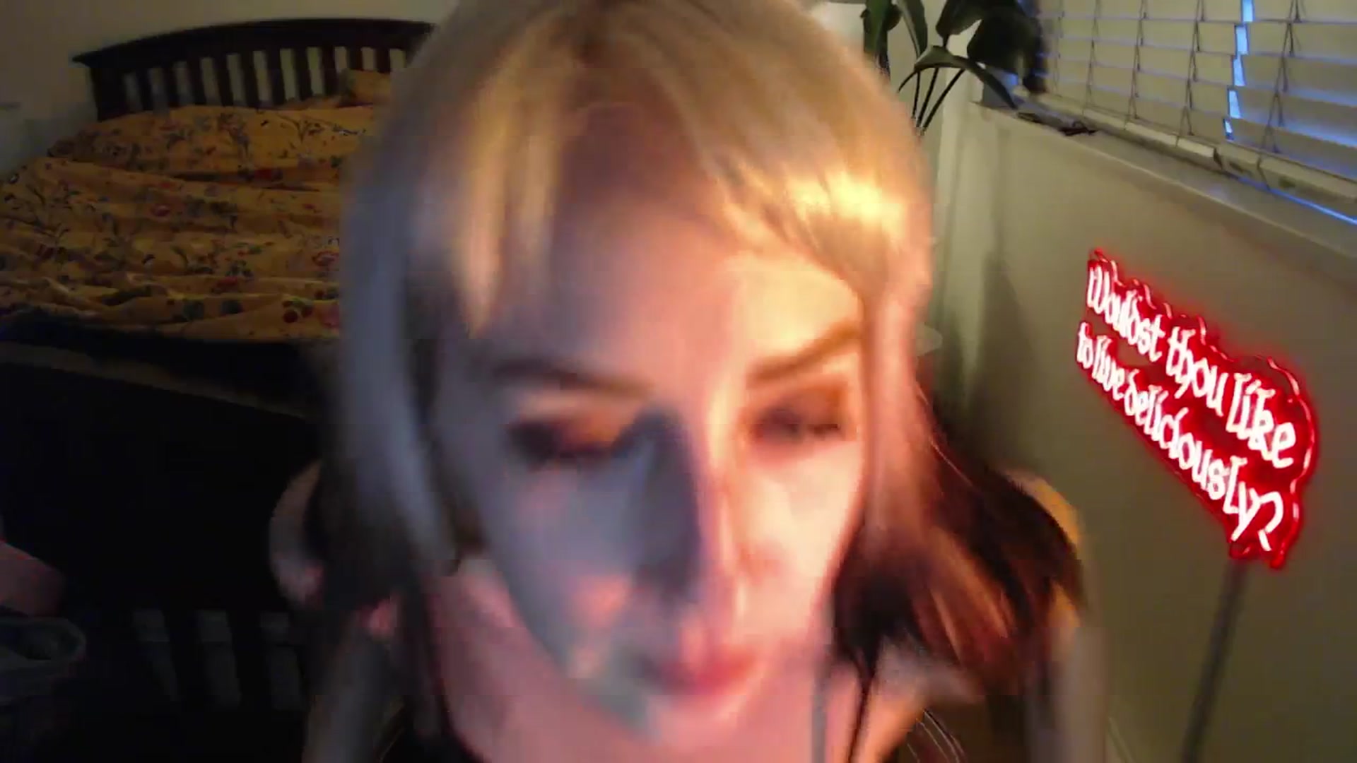 Gallery image thumbnail from NahlaHoney's myfreecams stream on, 04/25/2025, 04:22 image 9 of 20