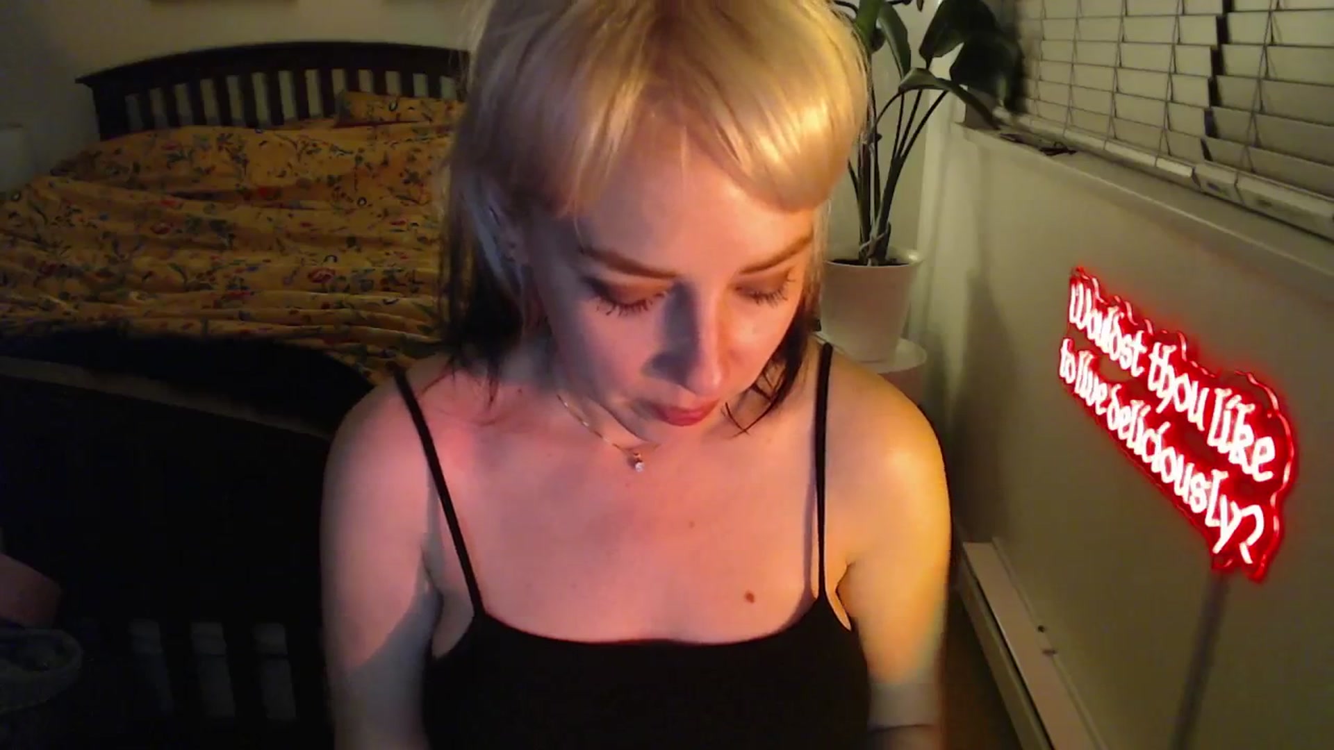 Gallery image thumbnail from NahlaHoney's myfreecams stream on, 04/25/2025, 04:22 image 20 of 20