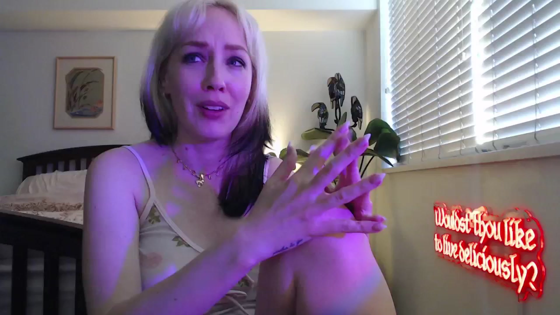 Gallery image thumbnail from NahlaHoney's myfreecams stream on, 05/06/2025, 03:24 image 3 of 20