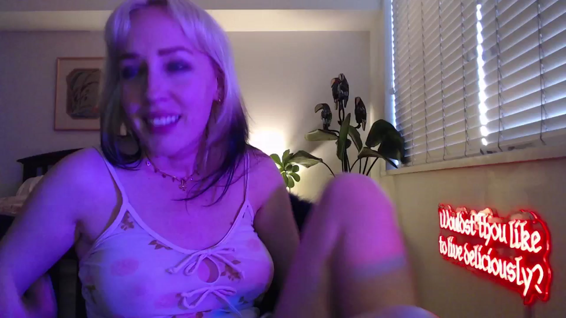 Gallery image thumbnail from NahlaHoney's myfreecams stream on, 05/06/2025, 03:24 image 20 of 20