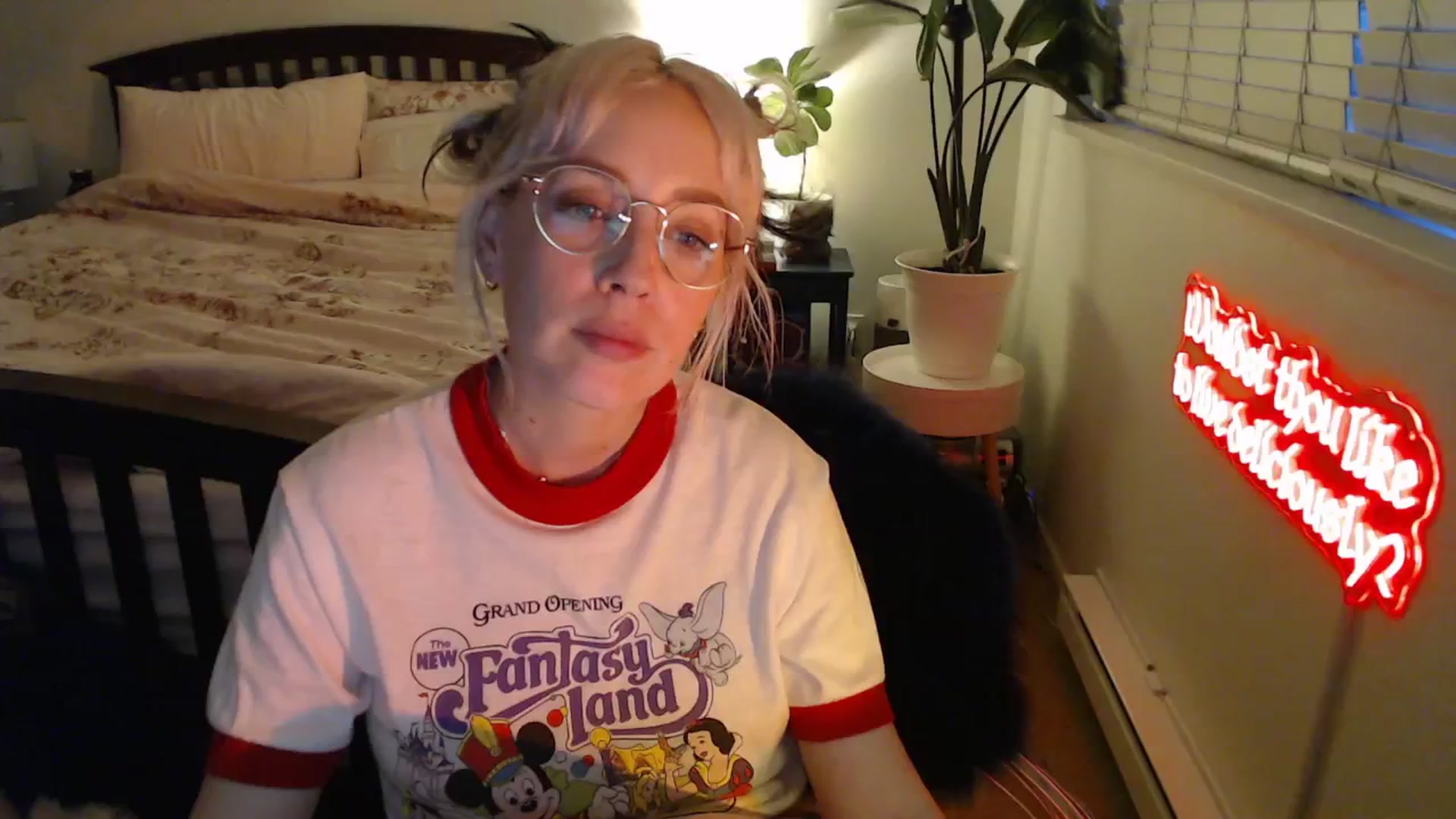 Gallery image thumbnail from NahlaHoney's myfreecams stream on, 05/27/2025, 04:35 image 19 of 20