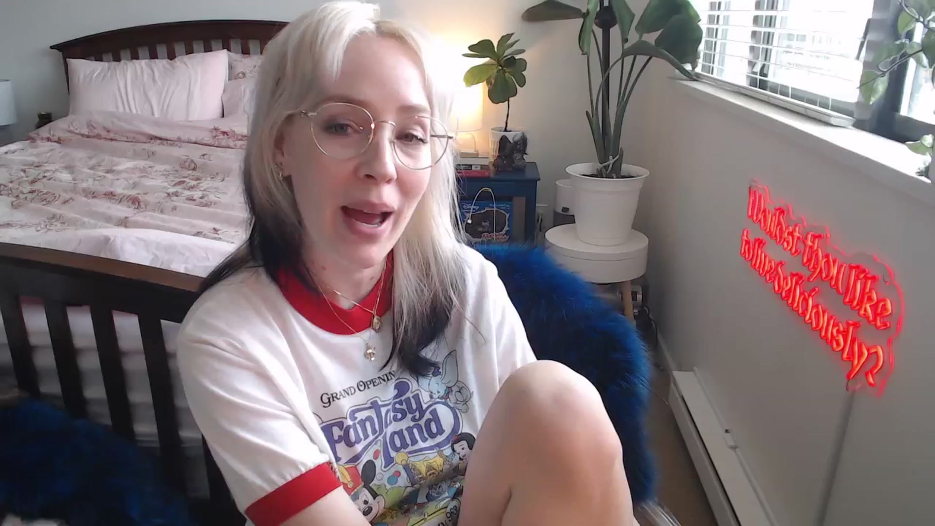 Gallery image thumbnail from NahlaHoney's myfreecams stream on, 05/27/2025, 04:35 image 2 of 20