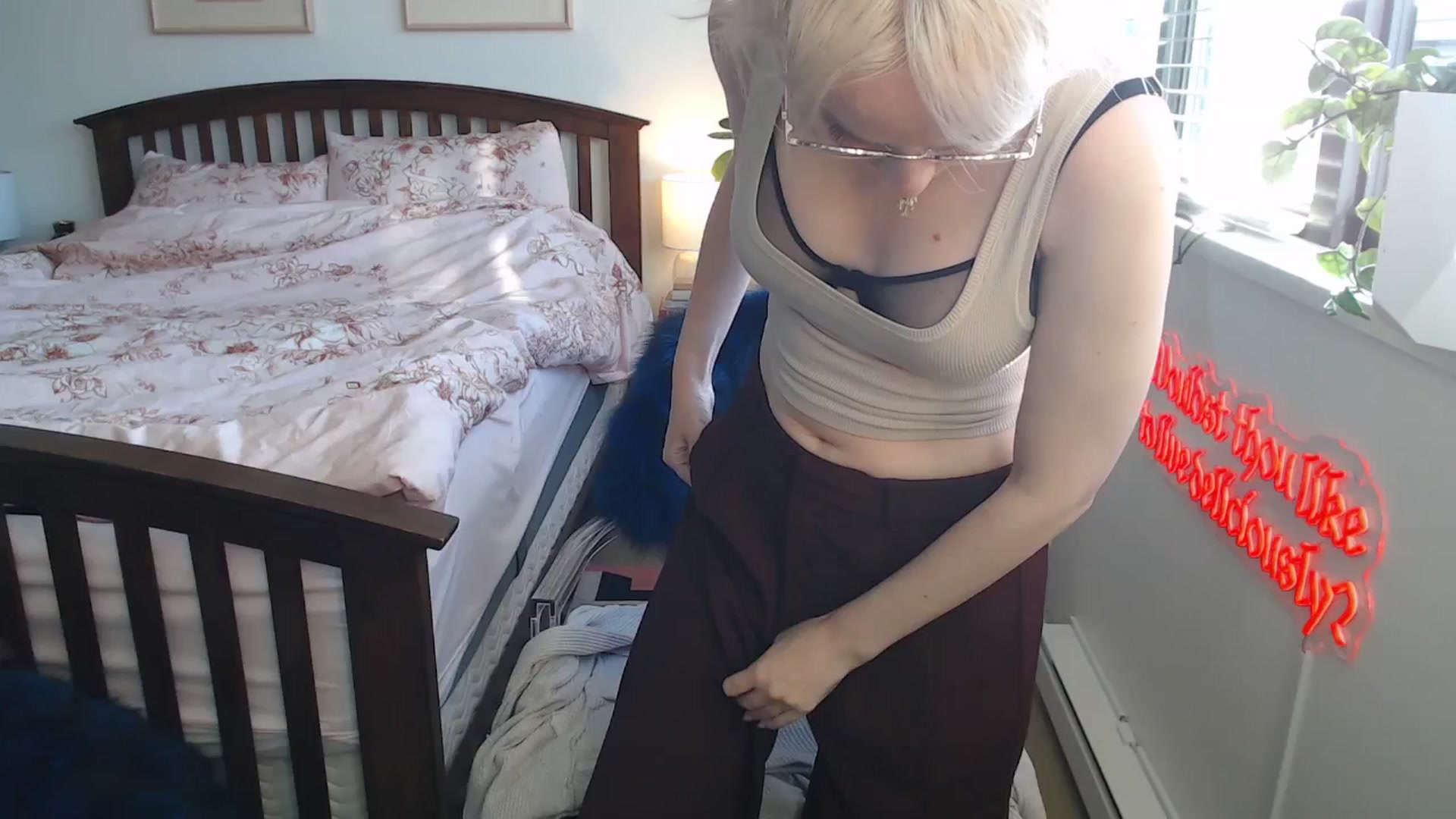 Gallery image thumbnail from NahlaHoney's myfreecams stream on, 05/30/2025, 04:02 image 11 of 20