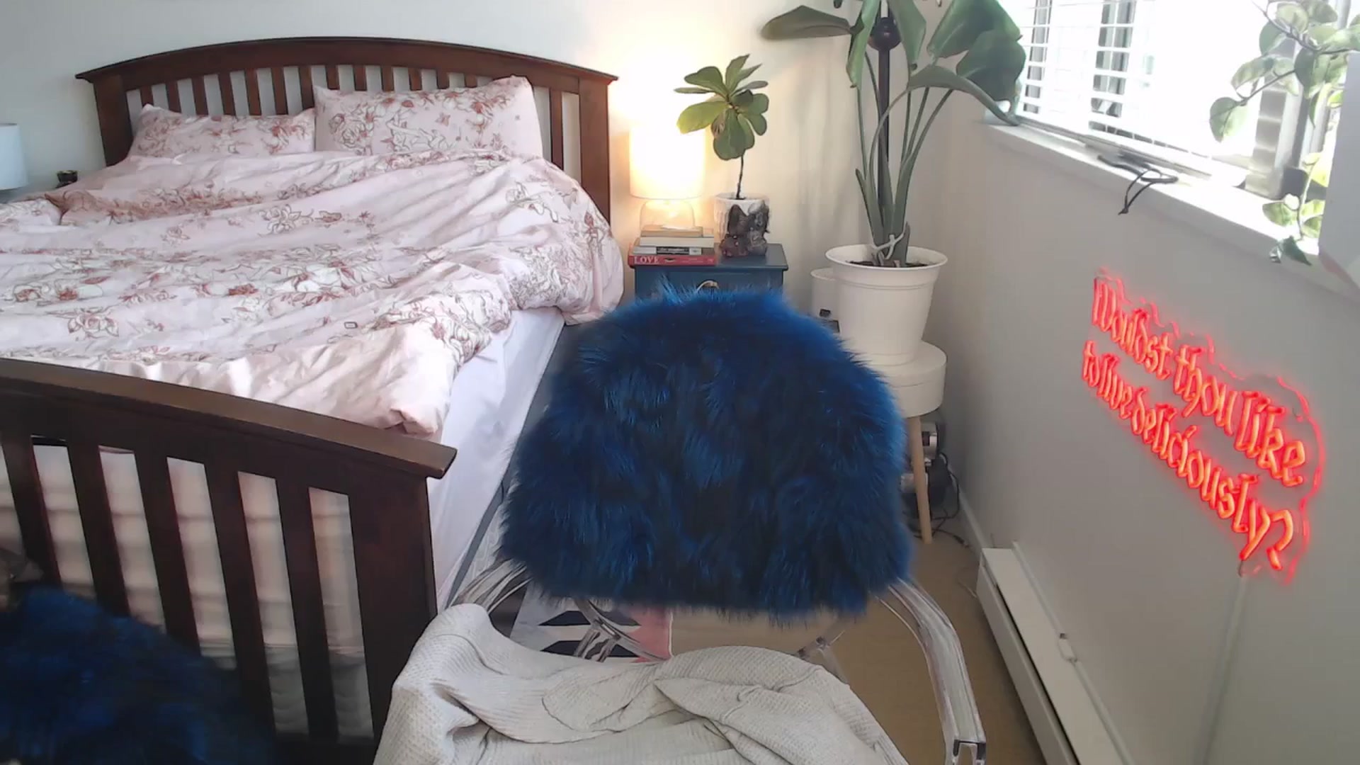 Gallery image thumbnail from NahlaHoney's myfreecams stream on, 05/30/2025, 04:02 image 7 of 20