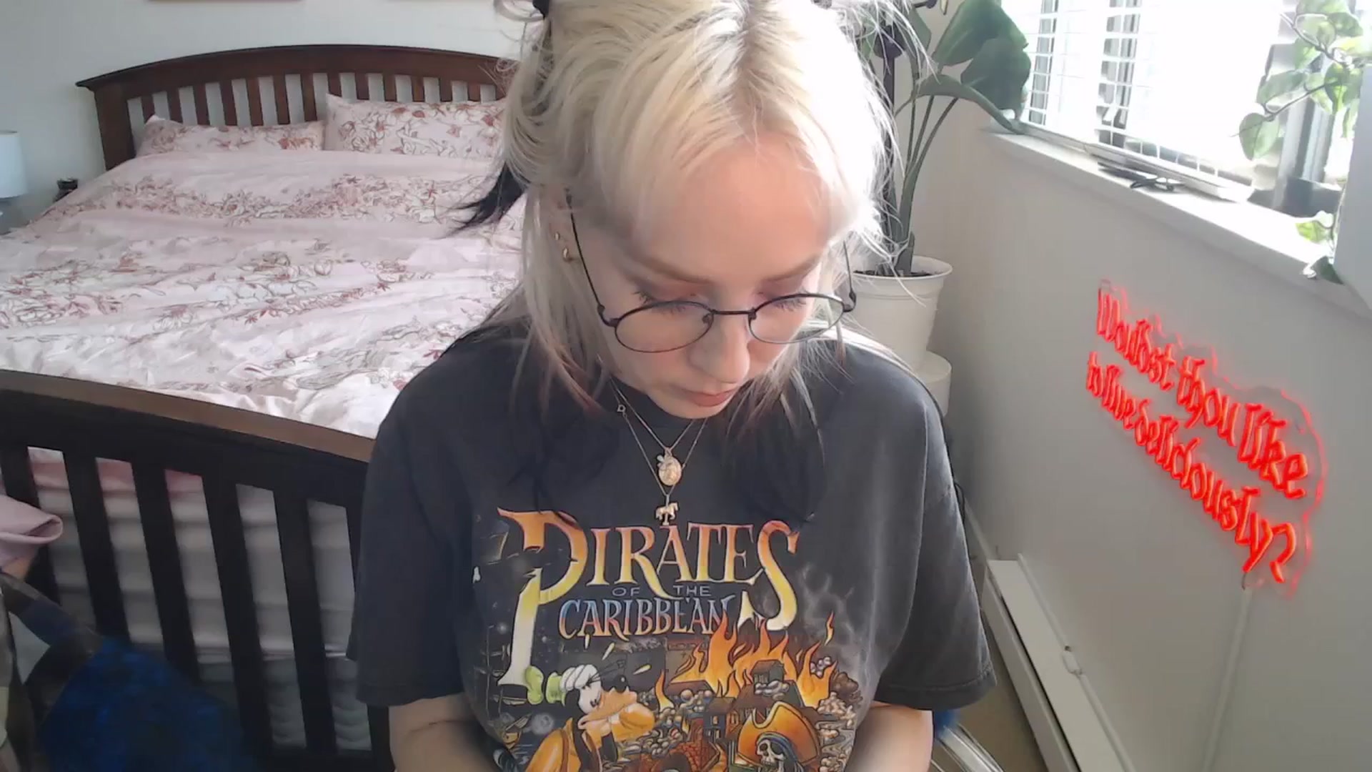 Gallery image thumbnail from NahlaHoney's myfreecams stream on, 06/03/2025, 03:09 image 14 of 20