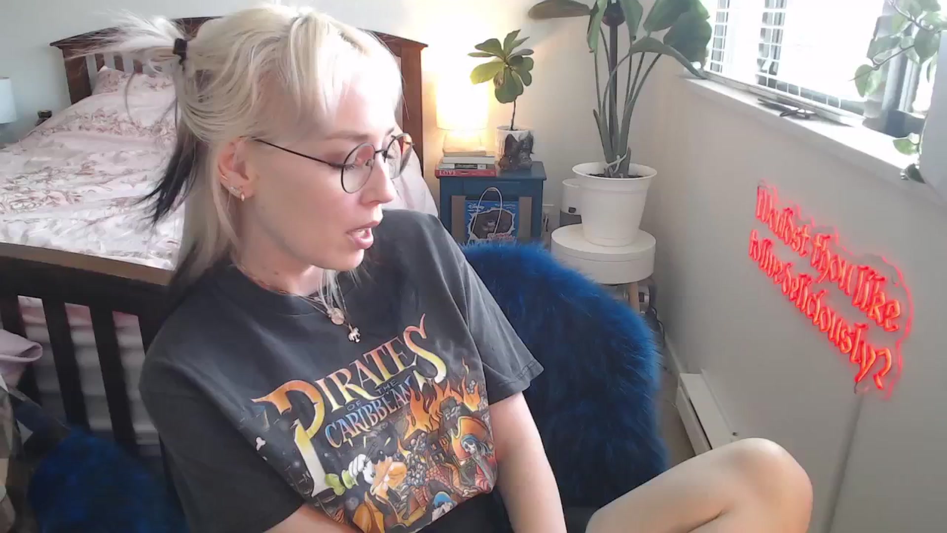Gallery image thumbnail from NahlaHoney's myfreecams stream on, 06/03/2025, 03:09 image 4 of 20