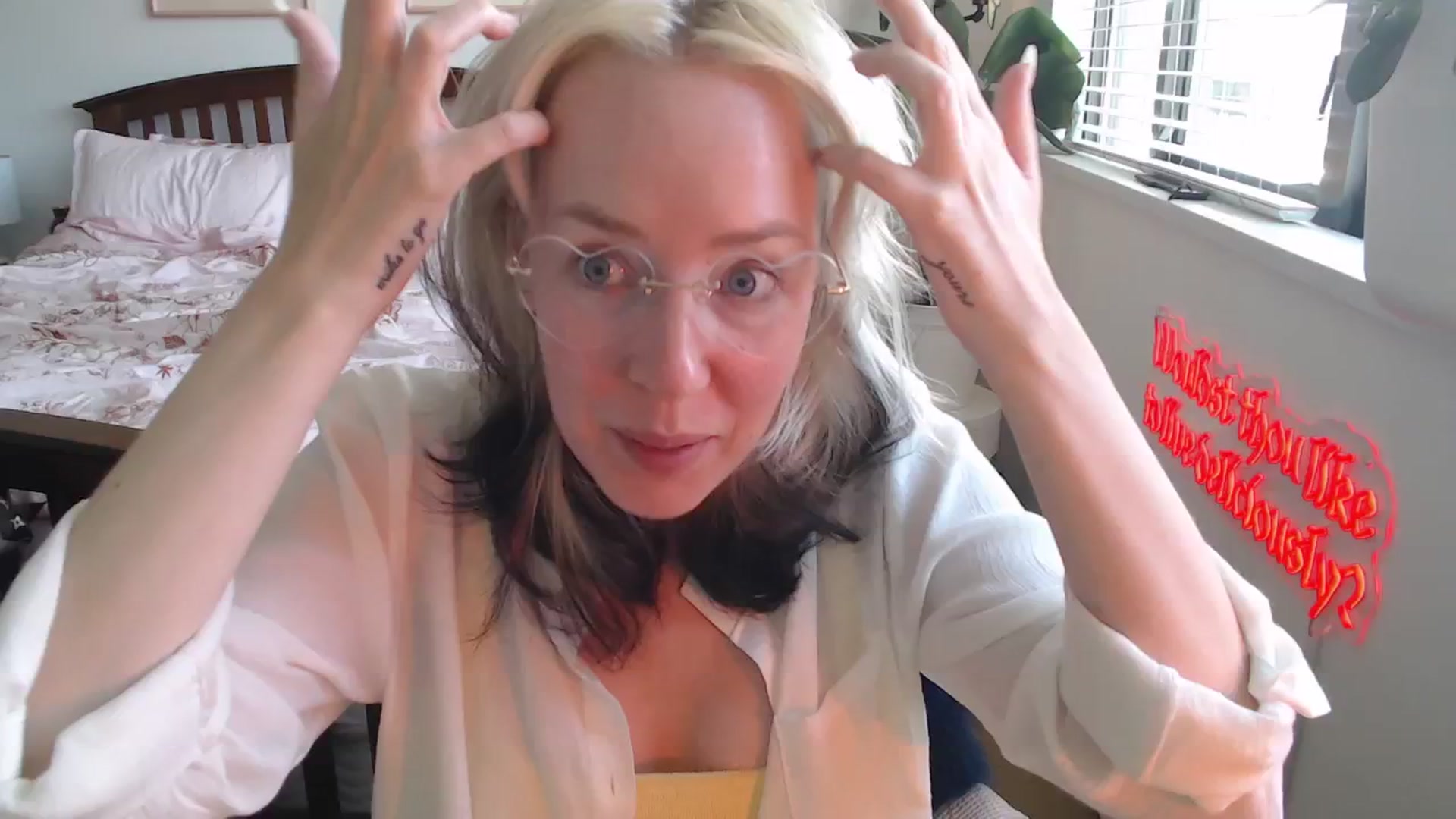 Gallery image thumbnail from NahlaHoney's myfreecams stream on, 06/10/2025, 03:07 image 1 of 20