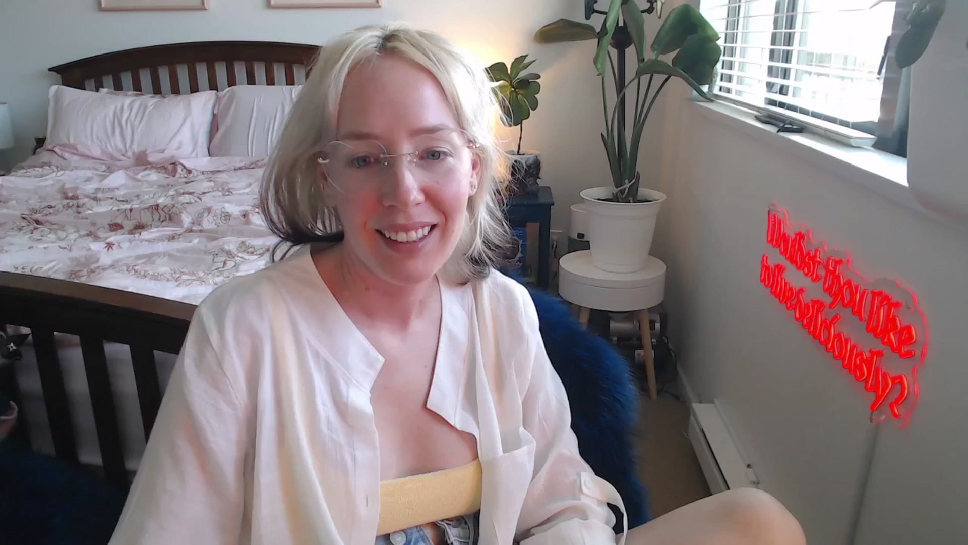 Gallery image thumbnail from NahlaHoney's myfreecams stream on, 06/10/2025, 03:07 image 3 of 20