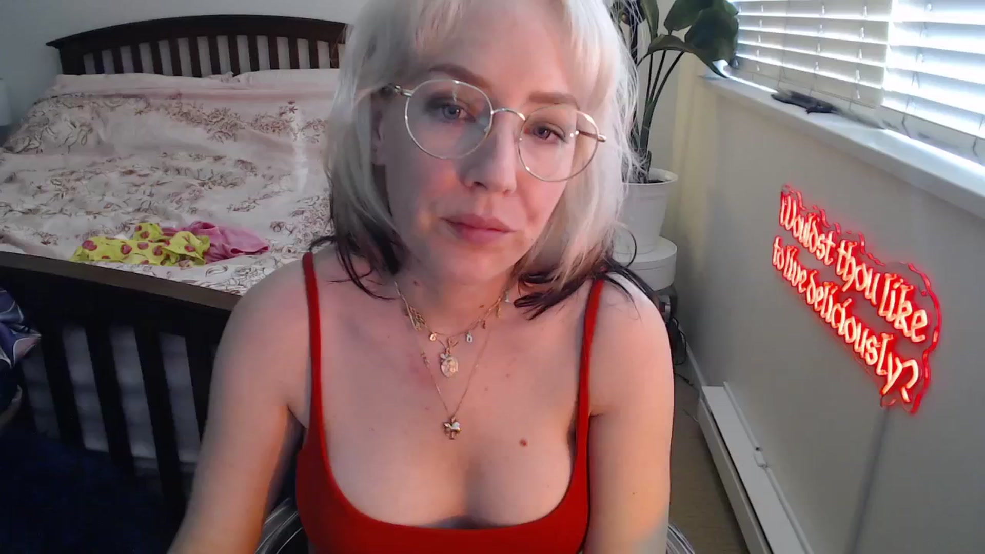 Gallery image thumbnail from NahlaHoney's myfreecams stream on, 06/11/2025, 02:49 image 19 of 20