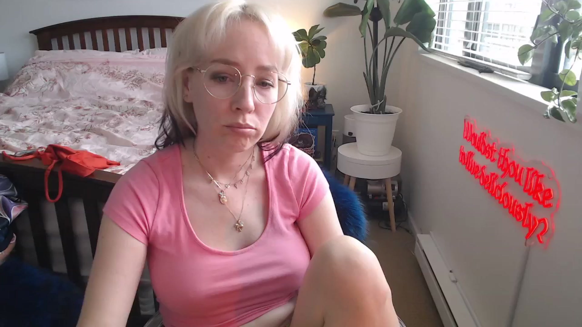 Gallery image thumbnail from NahlaHoney's myfreecams stream on, 06/11/2025, 02:49 image 5 of 20