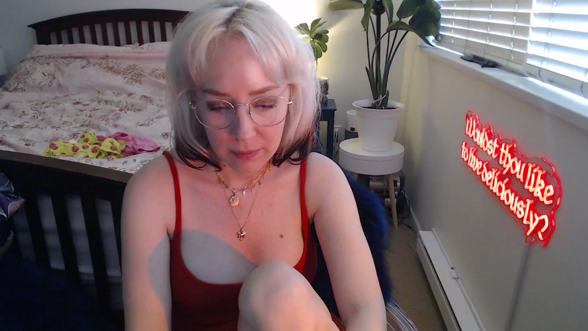 Gallery image thumbnail from NahlaHoney's myfreecams stream on, 06/11/2025, 02:49 image 17 of 20