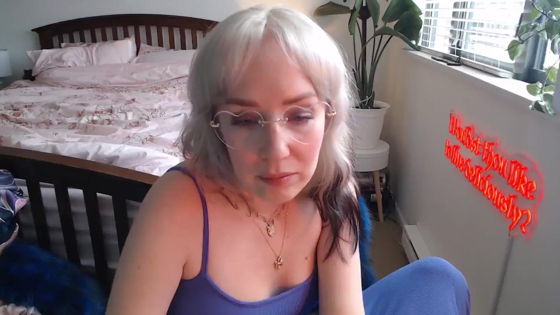 Gallery image thumbnail from NahlaHoney's myfreecams stream on, 06/18/2025, 03:07 image 5 of 20