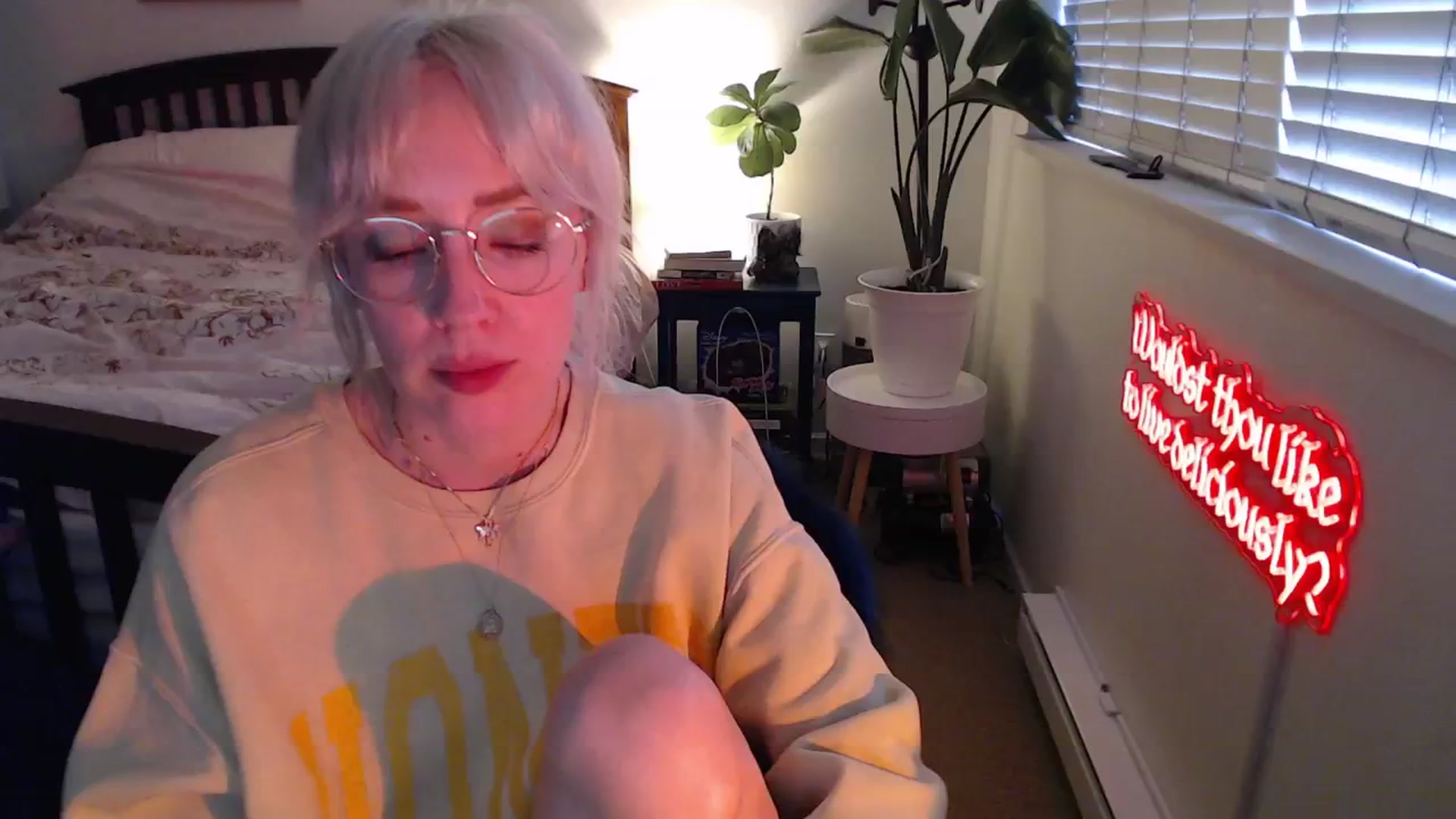 Gallery image thumbnail from NahlaHoney's myfreecams stream on, 06/24/2025, 04:16 image 17 of 20