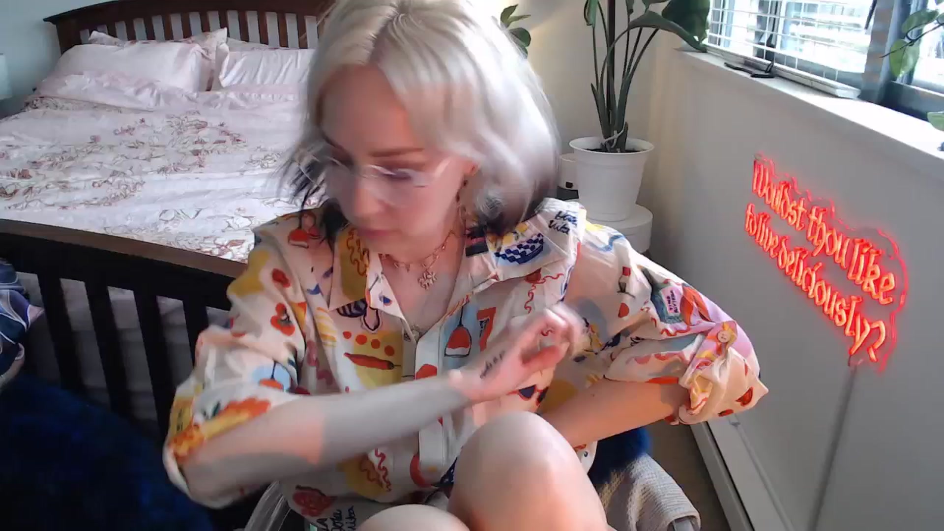 Gallery image thumbnail from NahlaHoney's myfreecams stream on, 06/25/2025, 03:09 image 1 of 20