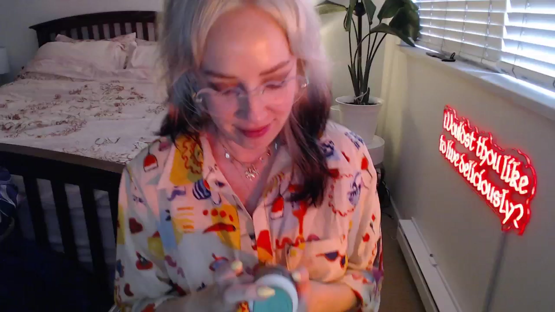 Gallery image thumbnail from NahlaHoney's myfreecams stream on, 06/25/2025, 03:09 image 12 of 20