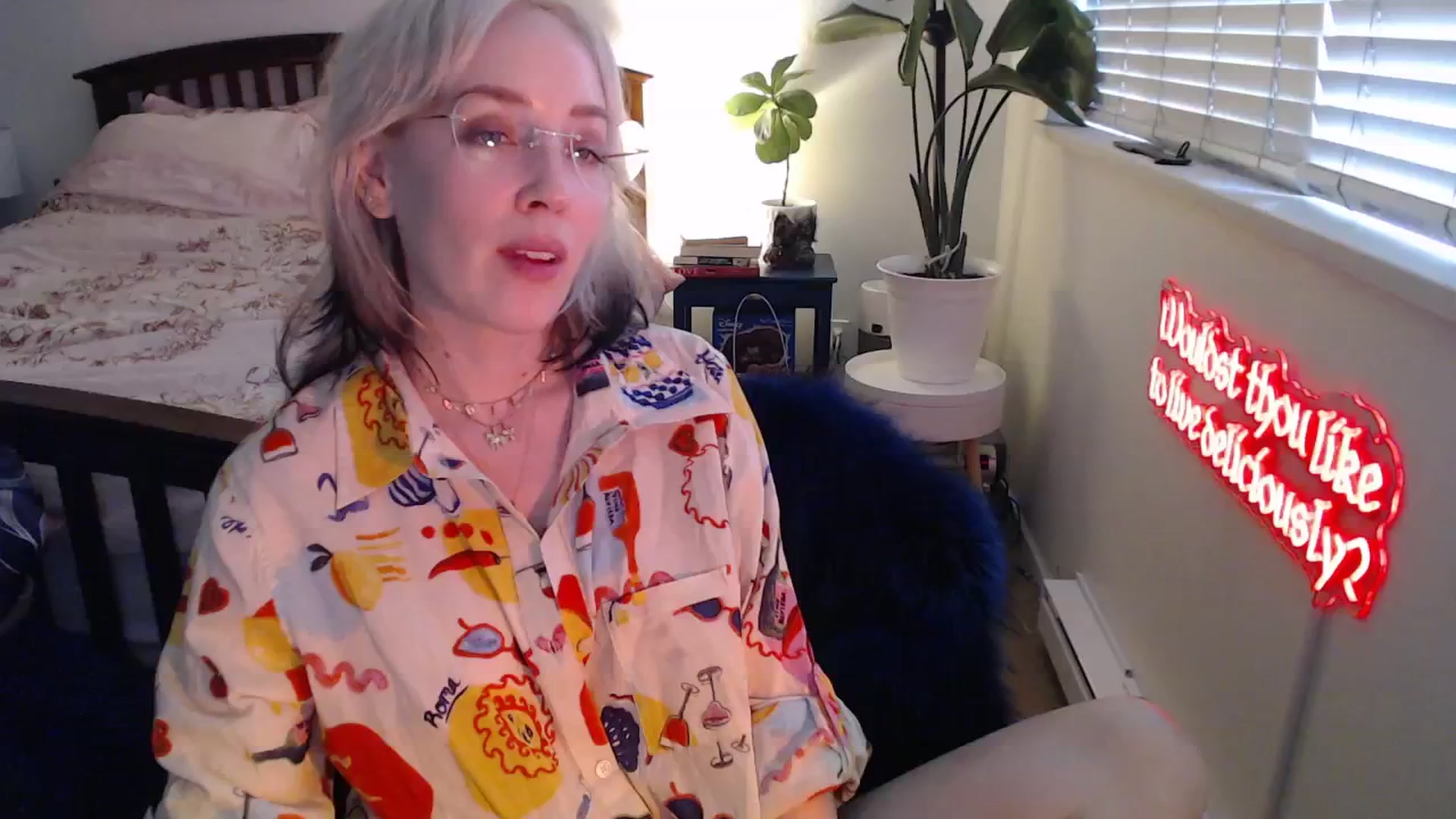 Gallery image thumbnail from NahlaHoney's myfreecams stream on, 06/25/2025, 03:09 image 6 of 20
