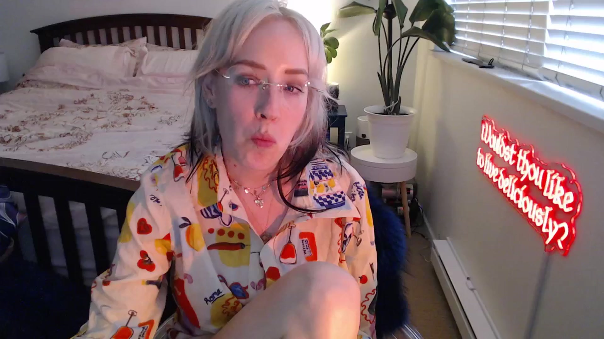 Gallery image thumbnail from NahlaHoney's myfreecams stream on, 06/25/2025, 03:09 image 9 of 20