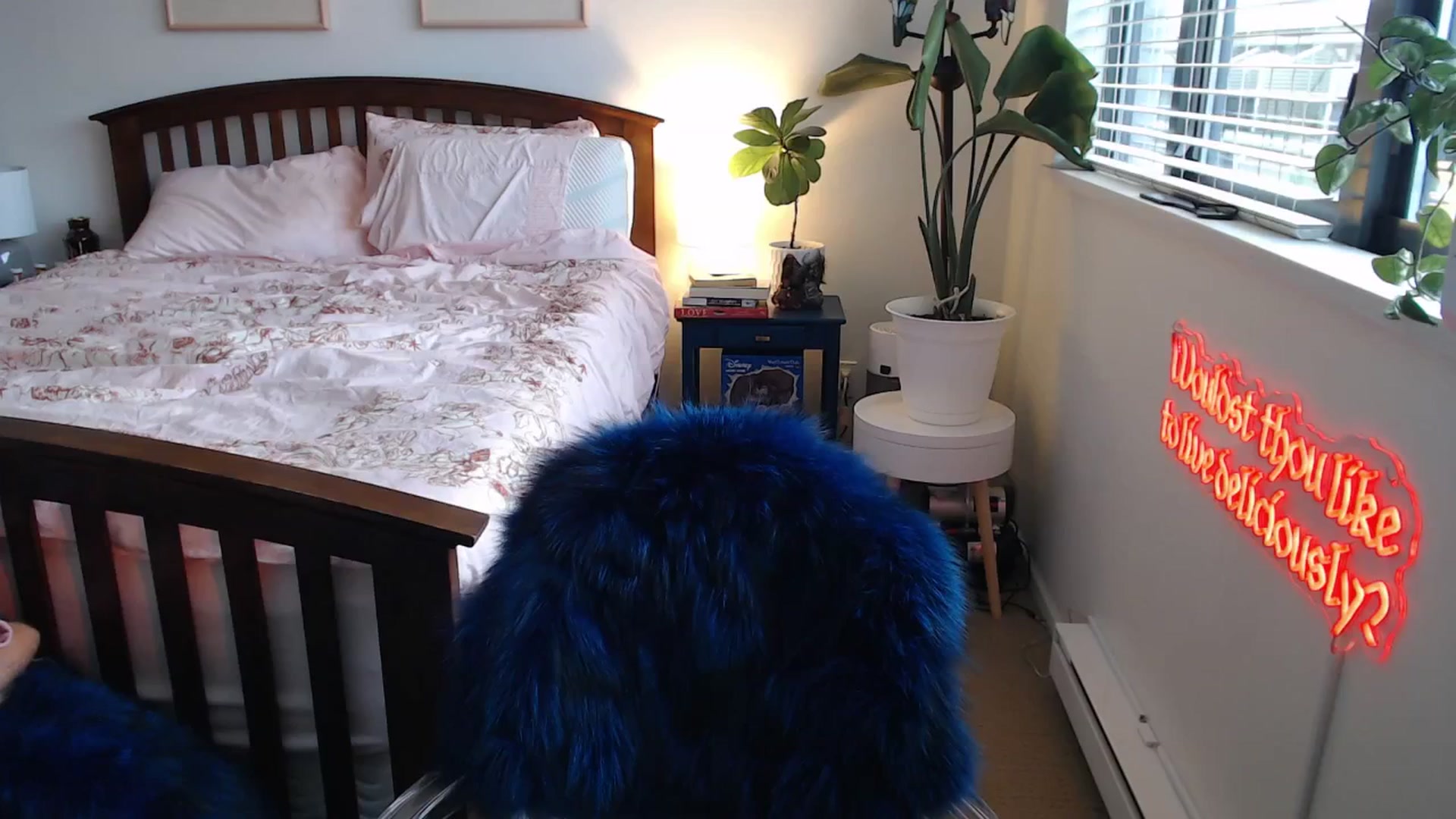 Gallery image thumbnail from NahlaHoney's myfreecams stream on, 06/28/2025, 03:15 image 2 of 20