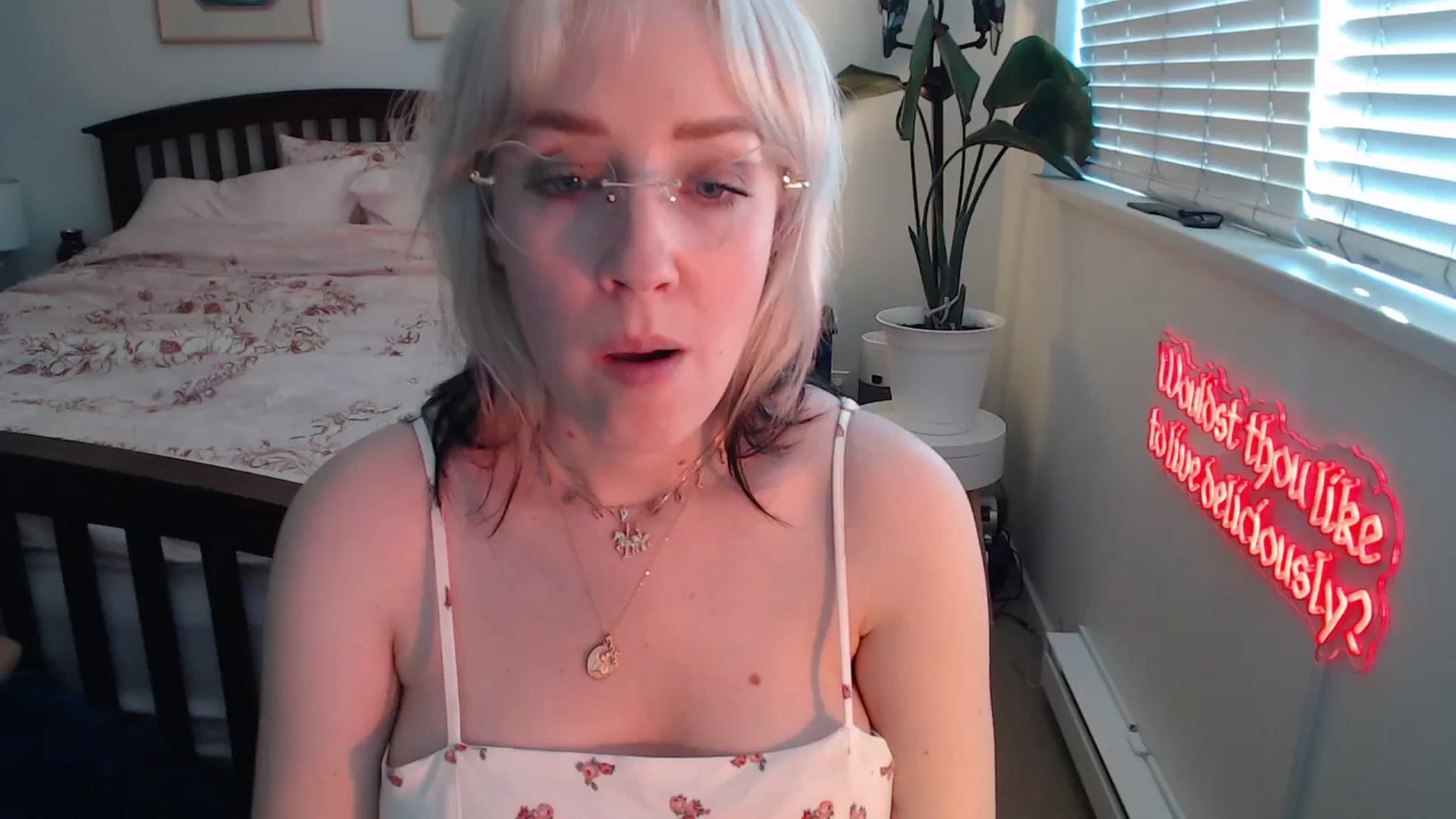 Gallery image thumbnail from NahlaHoney's myfreecams stream on, 07/01/2025, 02:32 image 13 of 20