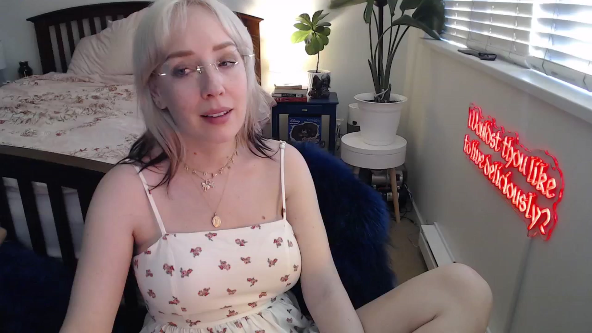 Gallery image thumbnail from NahlaHoney's myfreecams stream on, 07/01/2025, 03:47 image 15 of 20