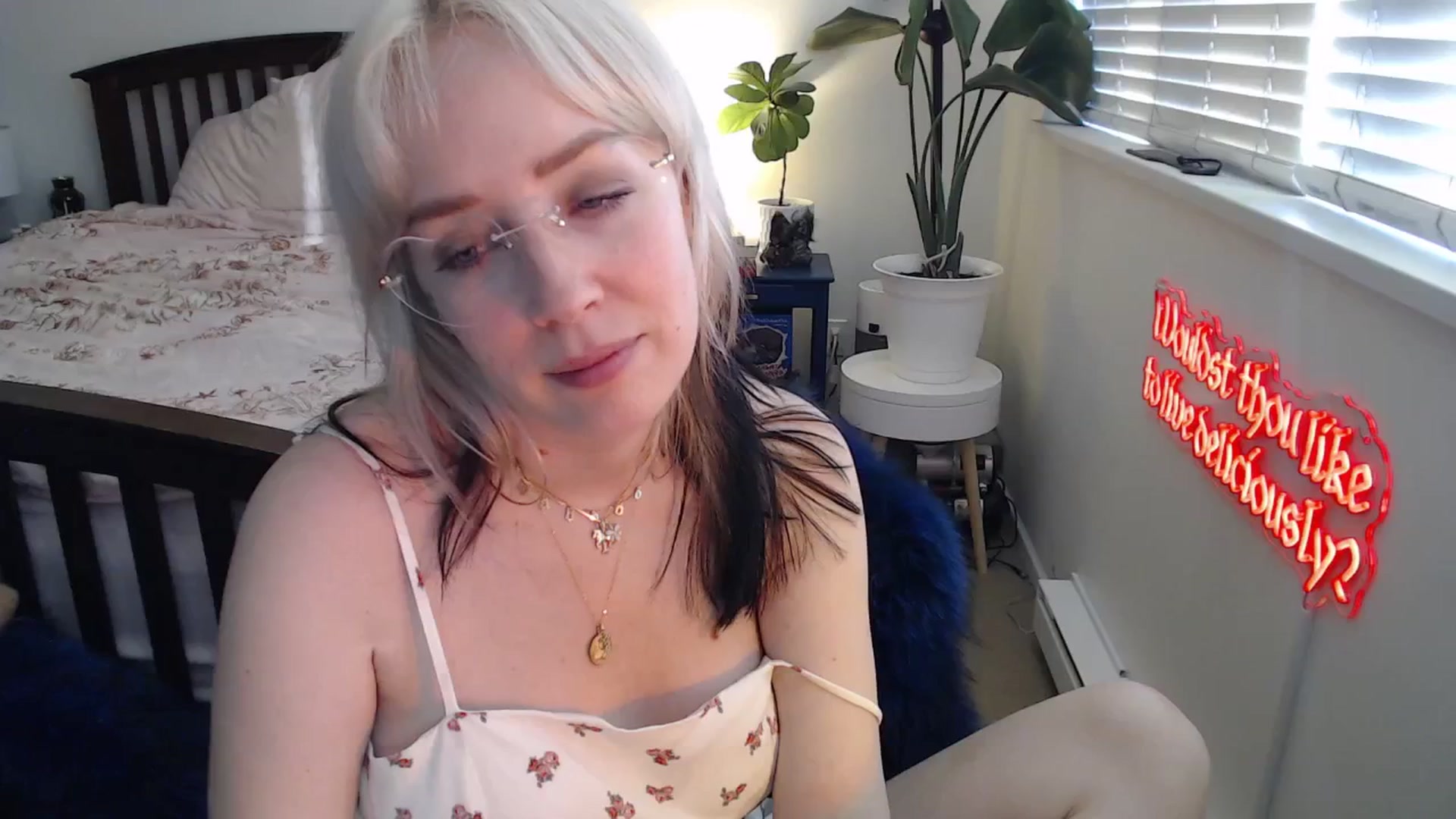 Gallery image thumbnail from NahlaHoney's myfreecams stream on, 07/01/2025, 03:47 image 5 of 20