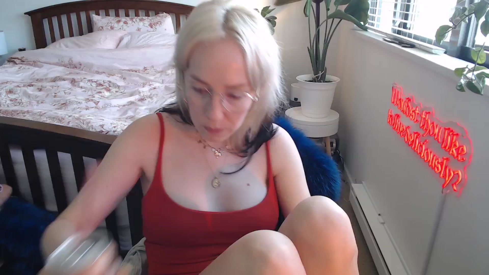 Gallery image thumbnail from NahlaHoney's myfreecams stream on, 07/02/2025, 02:37 image 1 of 20