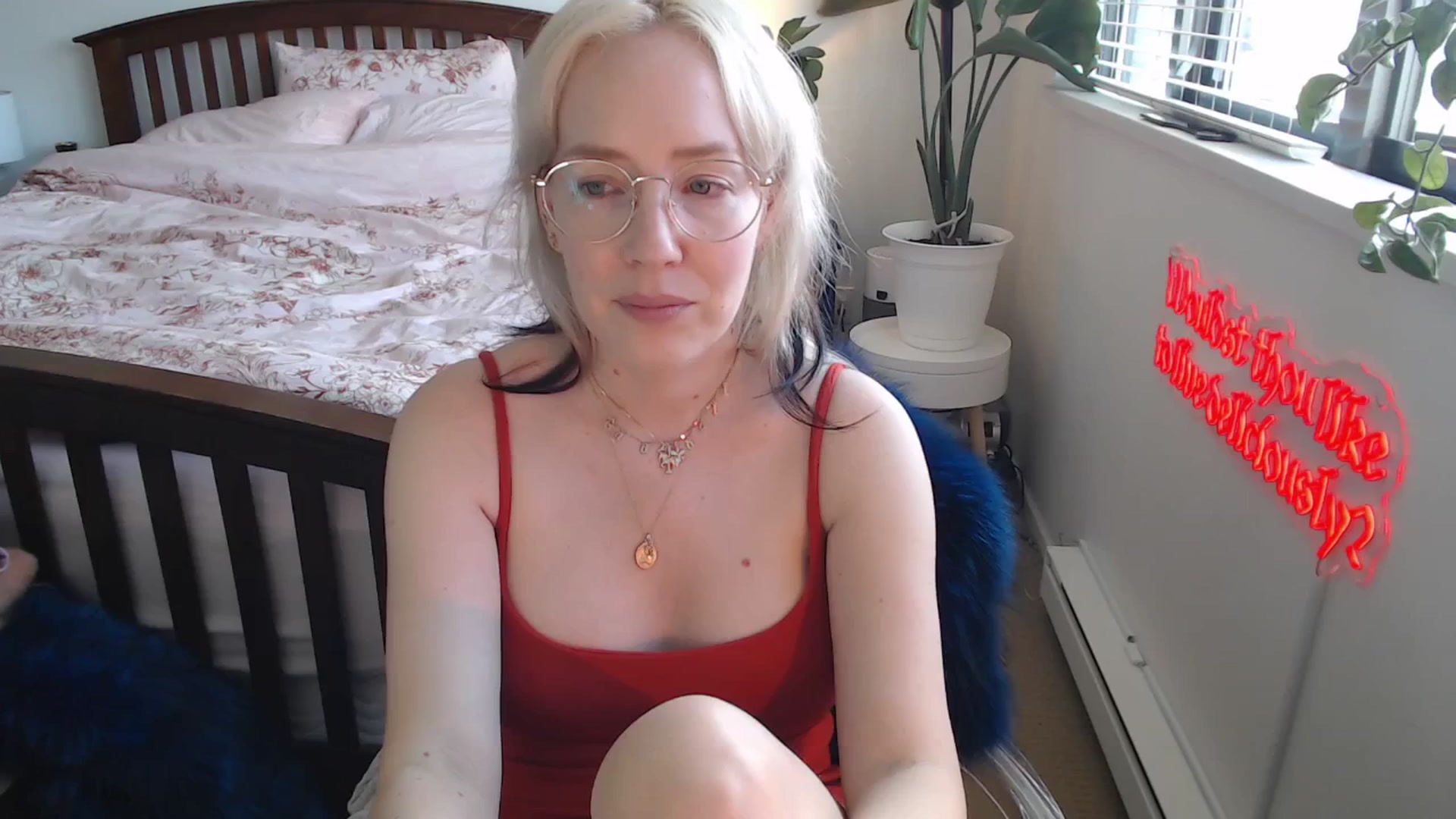 Gallery image thumbnail from NahlaHoney's myfreecams stream on, 07/02/2025, 02:37 image 5 of 20