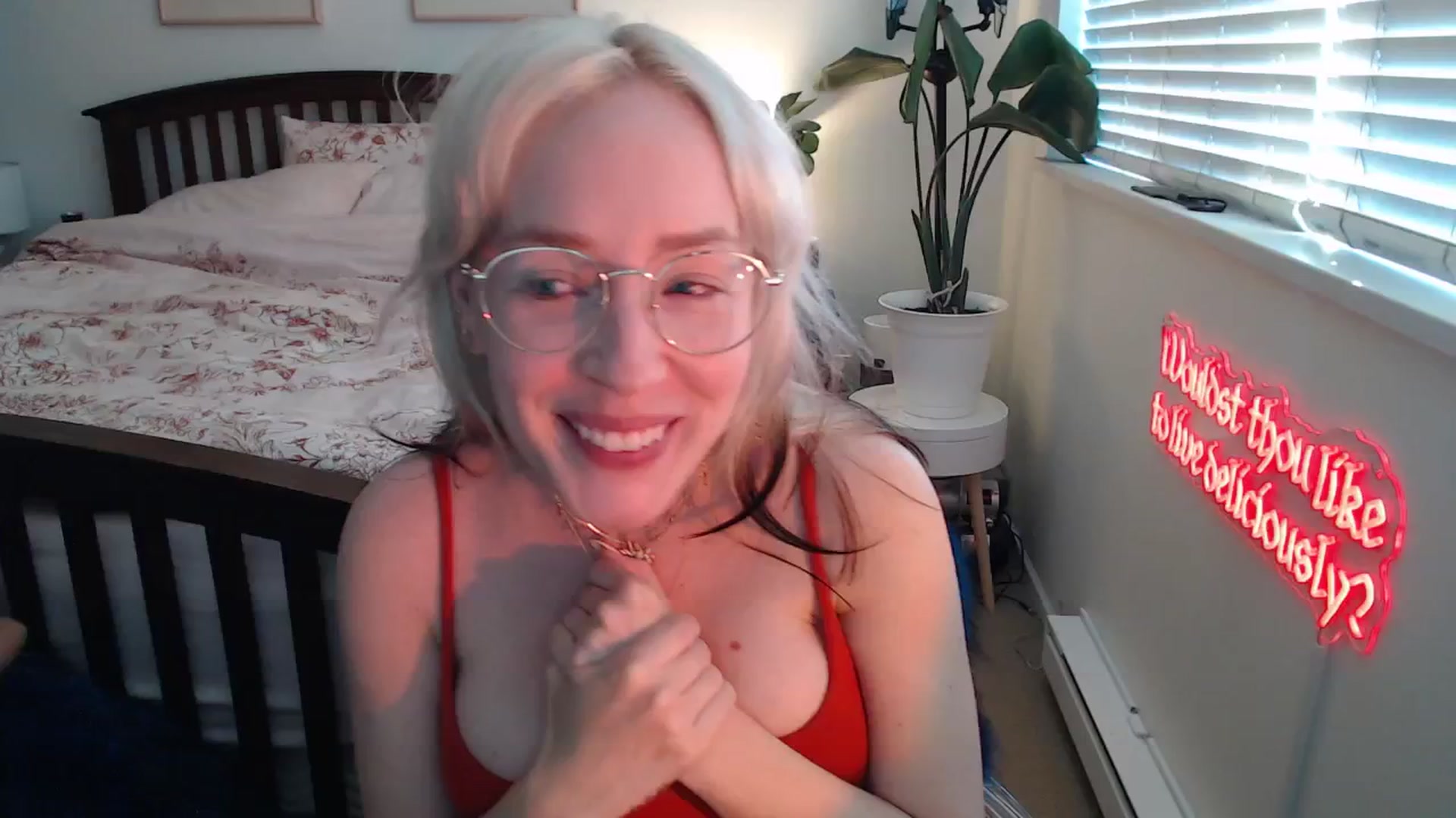 Gallery image thumbnail from NahlaHoney's myfreecams stream on, 07/02/2025, 02:37 image 19 of 20