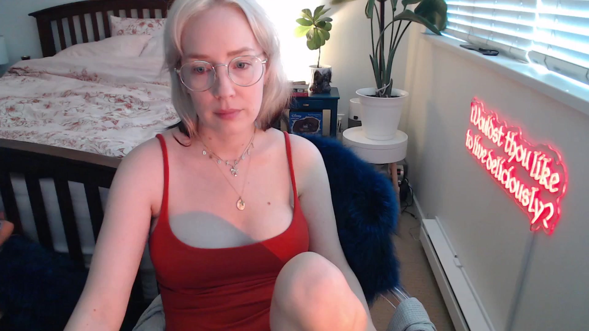 Gallery image thumbnail from NahlaHoney's myfreecams stream on, 07/02/2025, 02:37 image 12 of 20