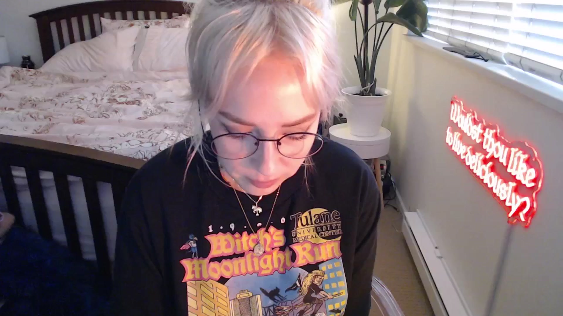 Gallery image thumbnail from NahlaHoney's myfreecams stream on, 07/03/2025, 03:22 image 15 of 20
