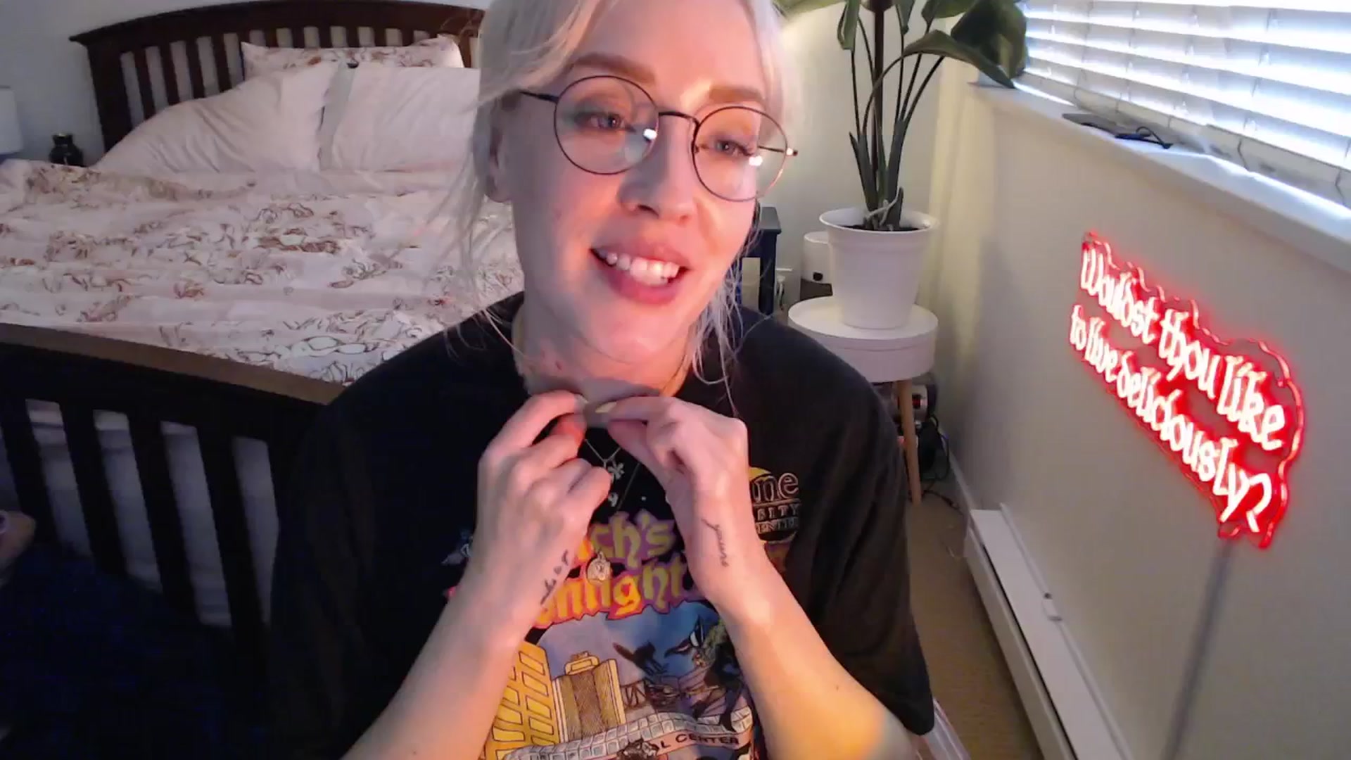 Gallery image thumbnail from NahlaHoney's myfreecams stream on, 07/03/2025, 03:22 image 16 of 20