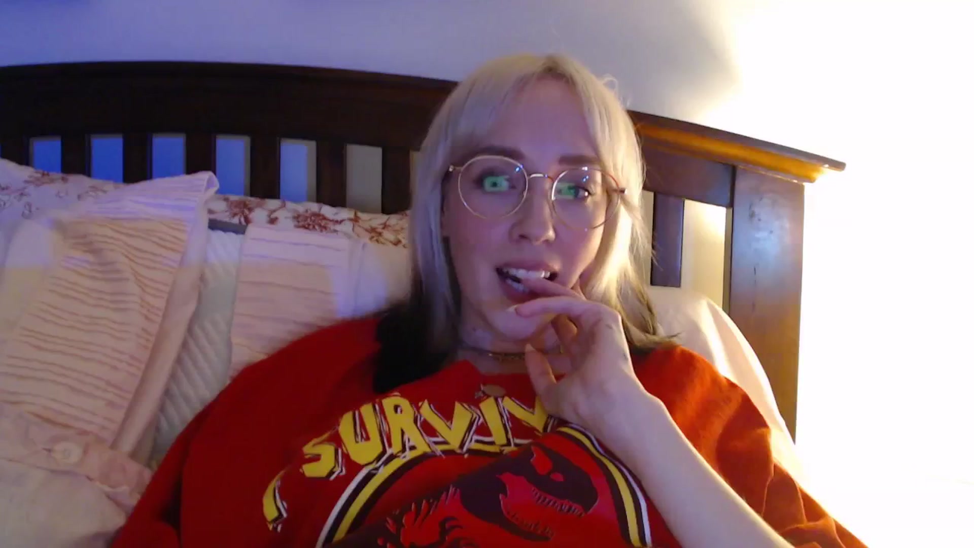 Gallery image thumbnail from NahlaHoney's myfreecams stream on, 07/04/2025, 04:38 image 7 of 20