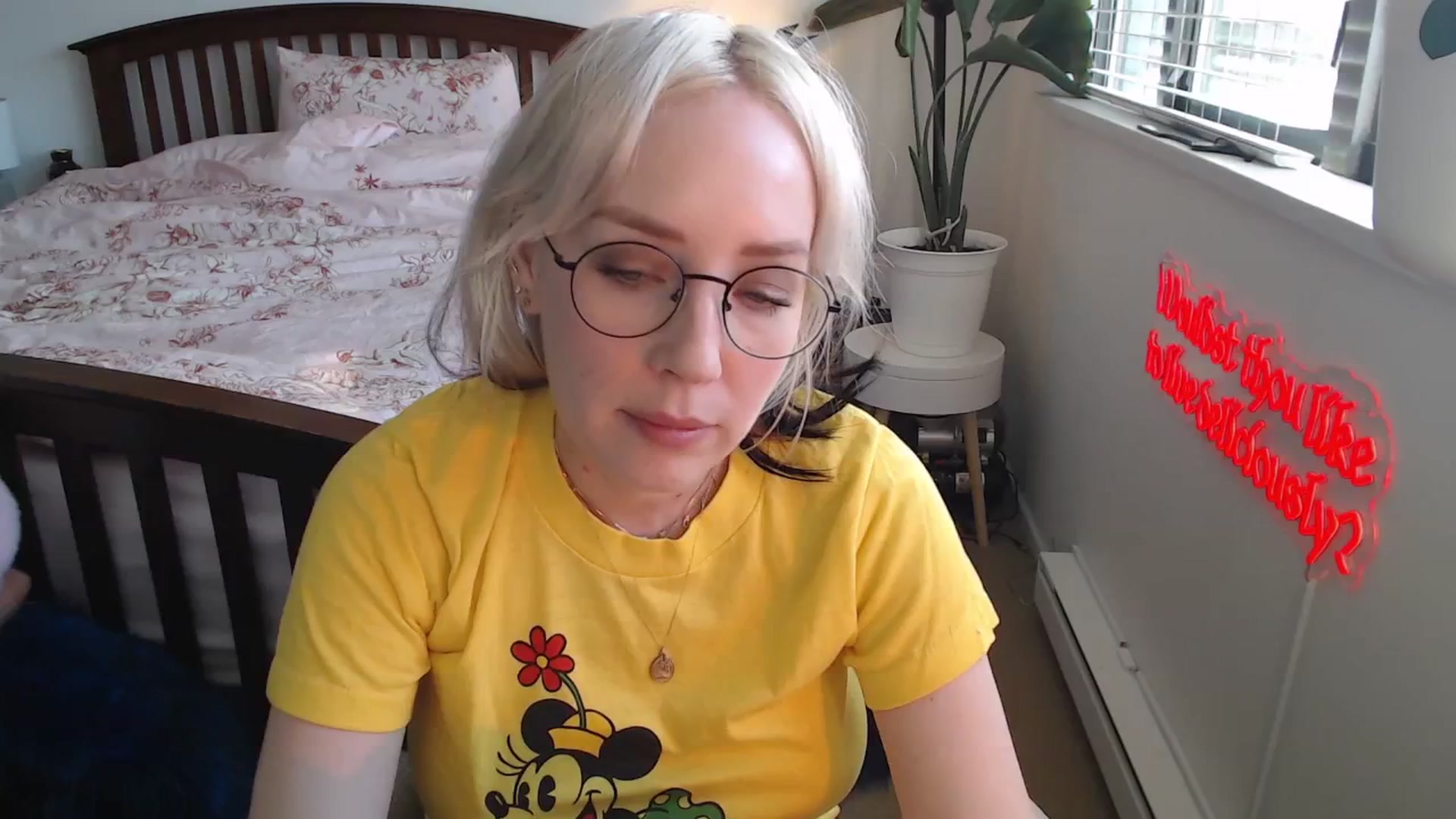 Gallery image thumbnail from NahlaHoney's myfreecams stream on, 07/07/2025, 03:25 image 3 of 20