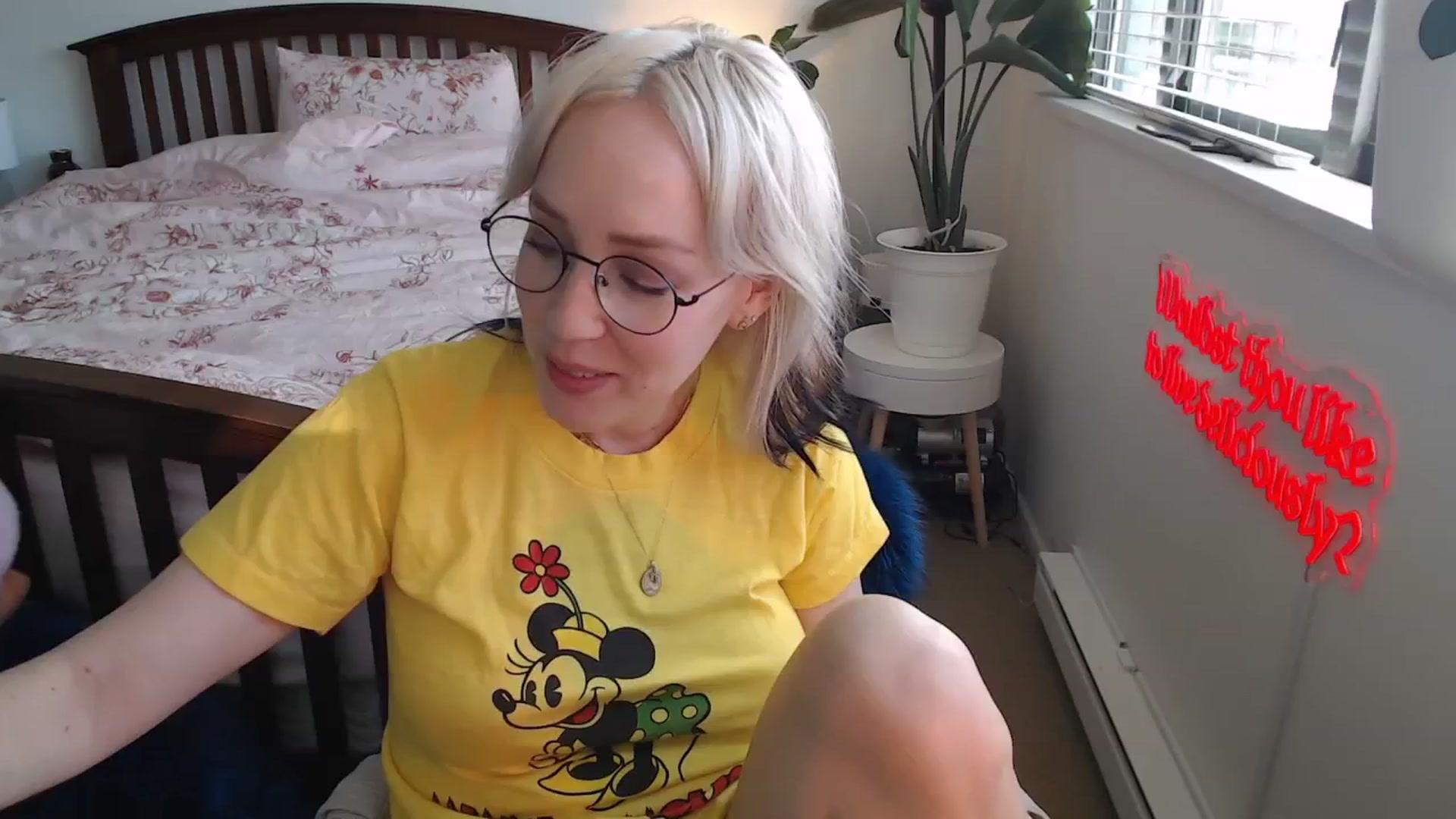 Gallery image thumbnail from NahlaHoney's myfreecams stream on, 07/07/2025, 03:25 image 1 of 20
