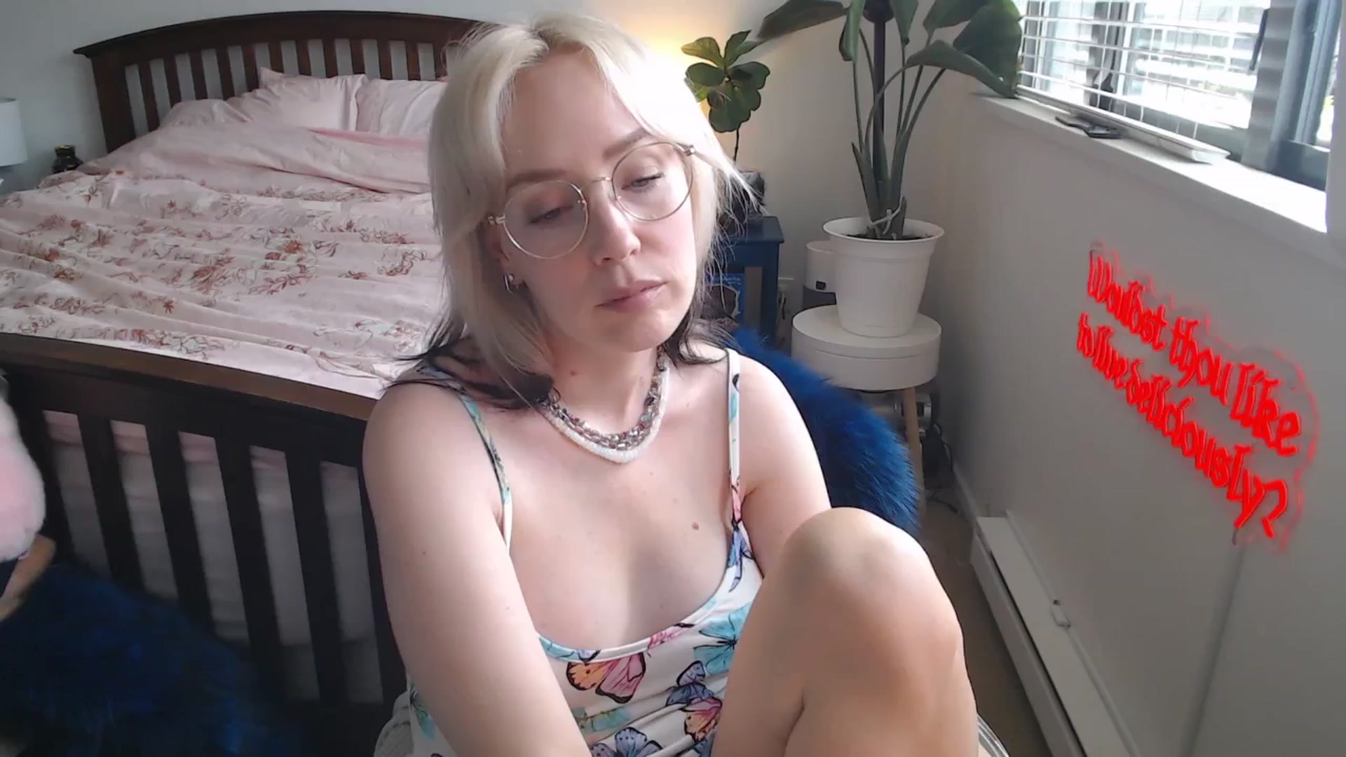 Gallery image thumbnail from NahlaHoney's myfreecams stream on, 07/12/2025, 02:25 image 7 of 20