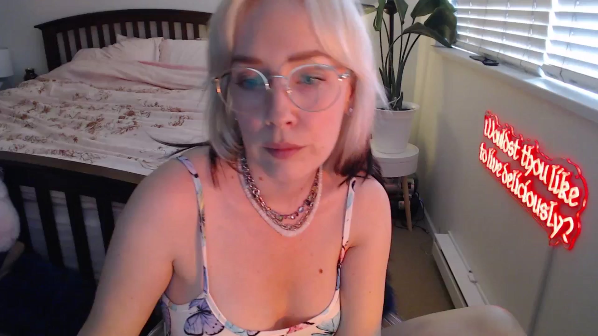 Gallery image thumbnail from NahlaHoney's myfreecams stream on, 07/12/2025, 02:25 image 20 of 20
