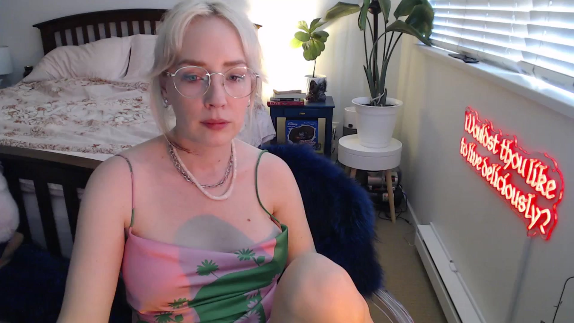 Gallery image thumbnail from NahlaHoney's myfreecams stream on, 07/16/2025, 02:50 image 14 of 20