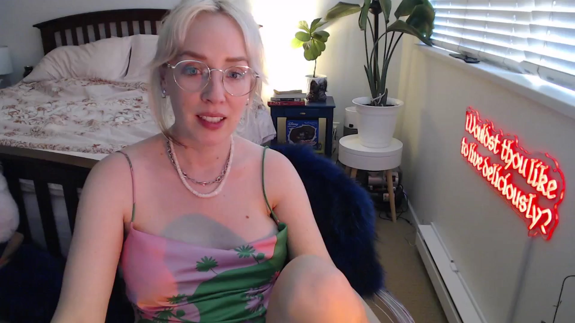 Gallery image thumbnail from NahlaHoney's myfreecams stream on, 07/16/2025, 02:50 image 13 of 20